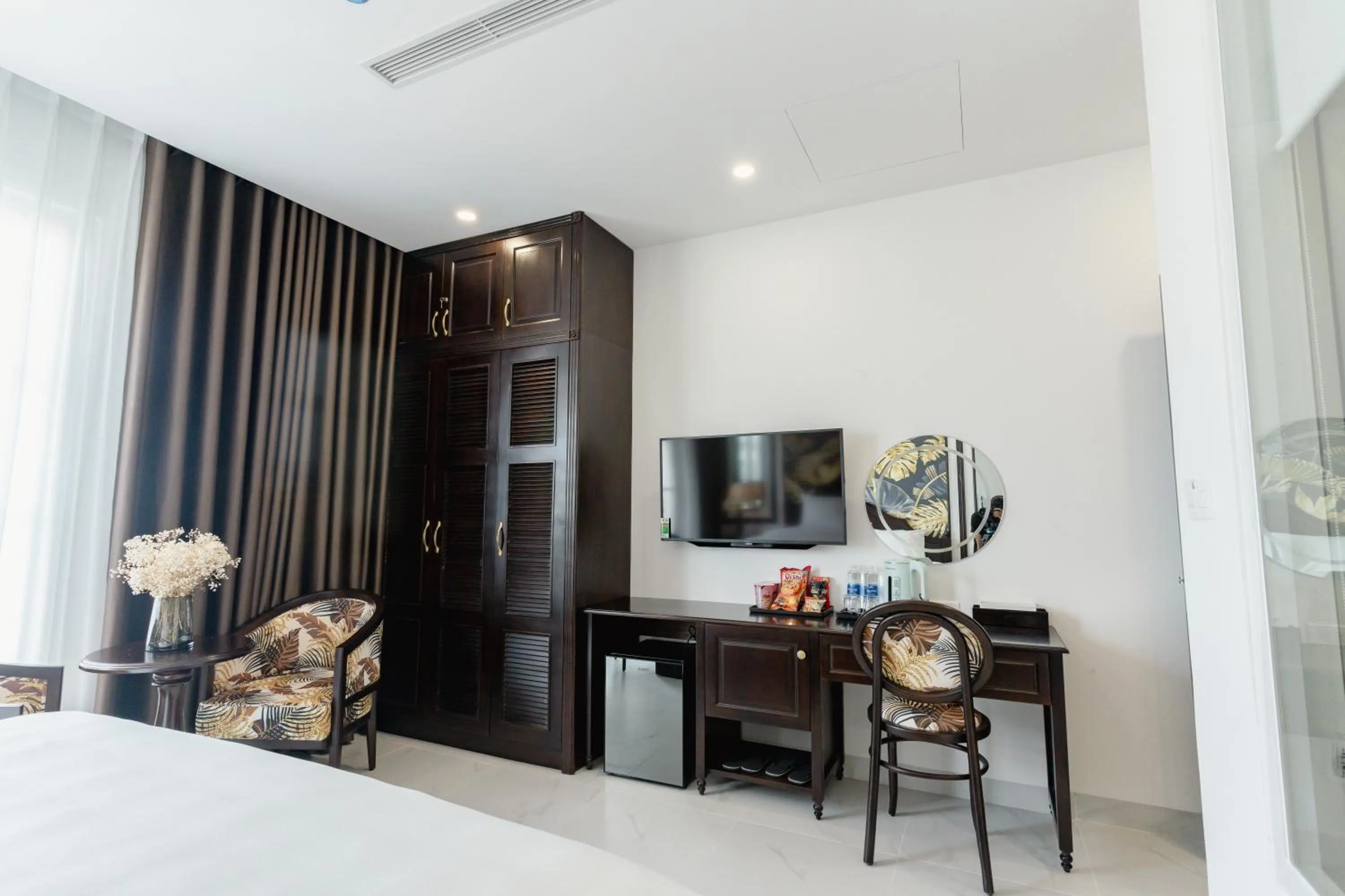 Bedroom, Bed in Royal Hotel Phu Quoc