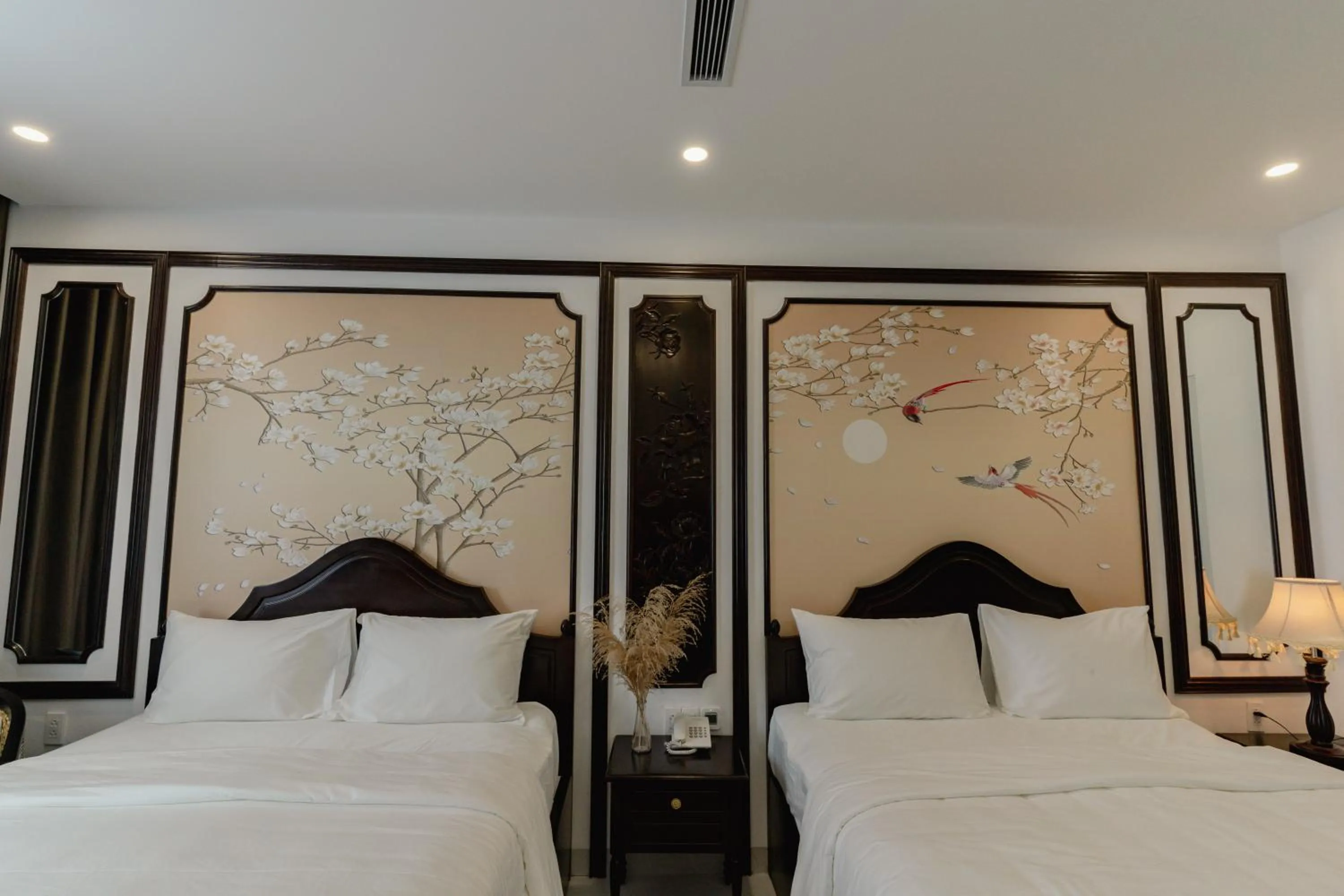 Bed in Royal Hotel Phu Quoc