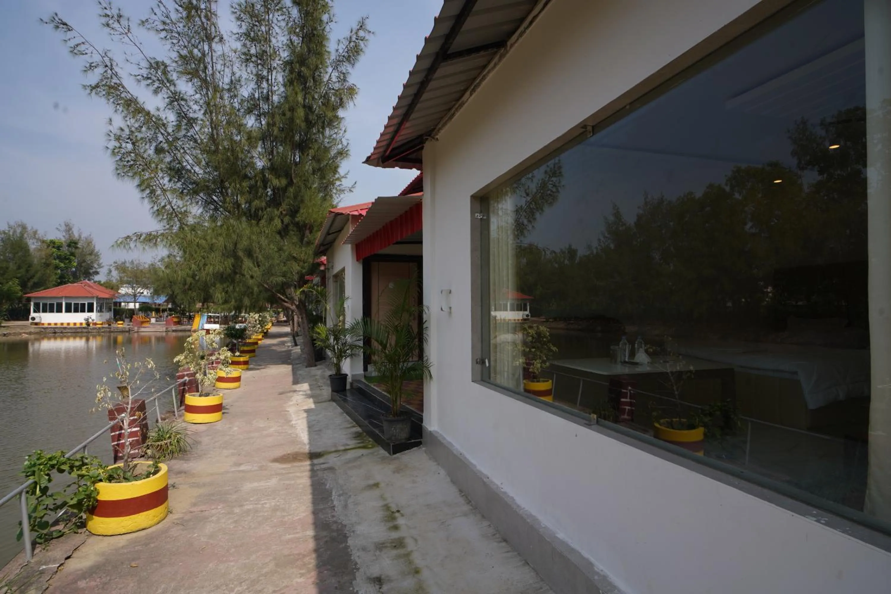 Property building in Lake View Village Resort