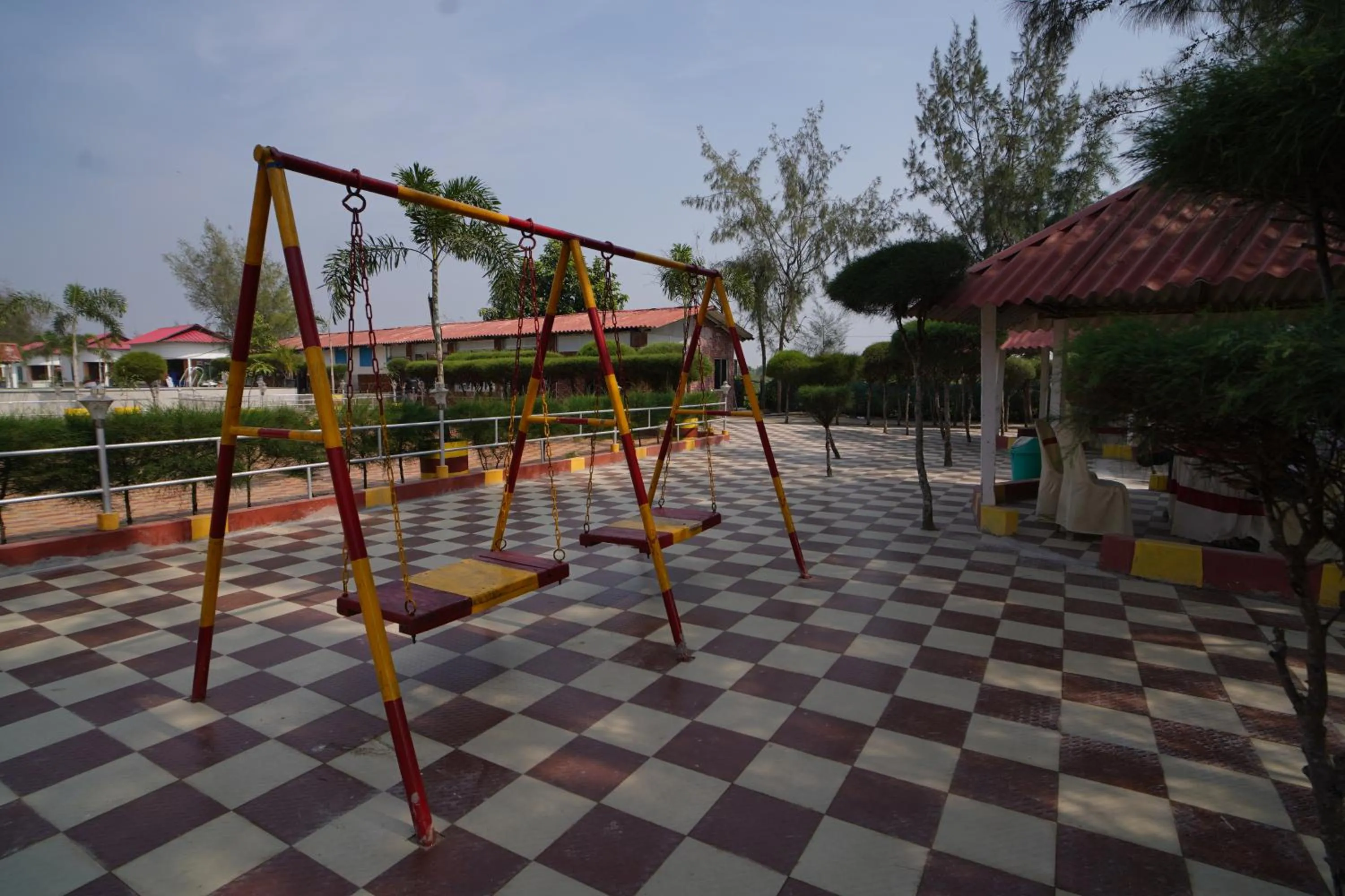 Day in Lake View Village Resort