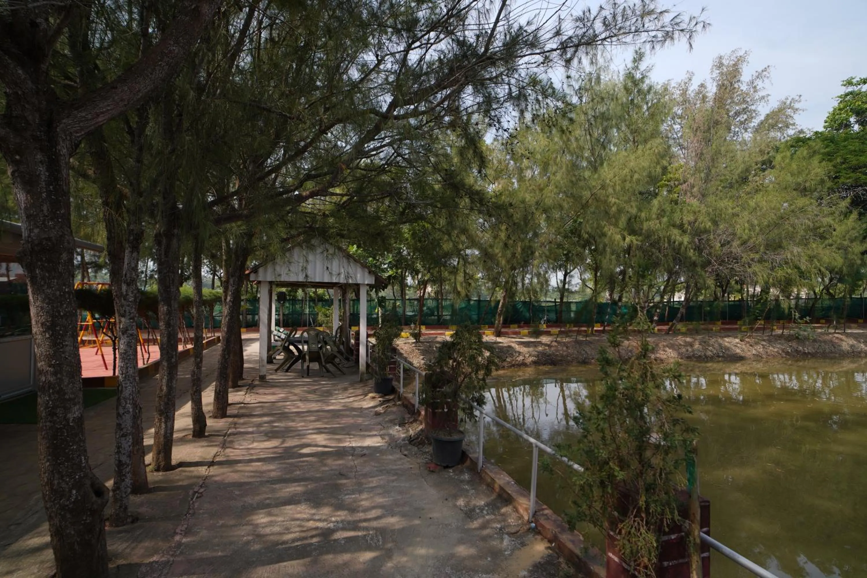 Spring in Lake View Village Resort