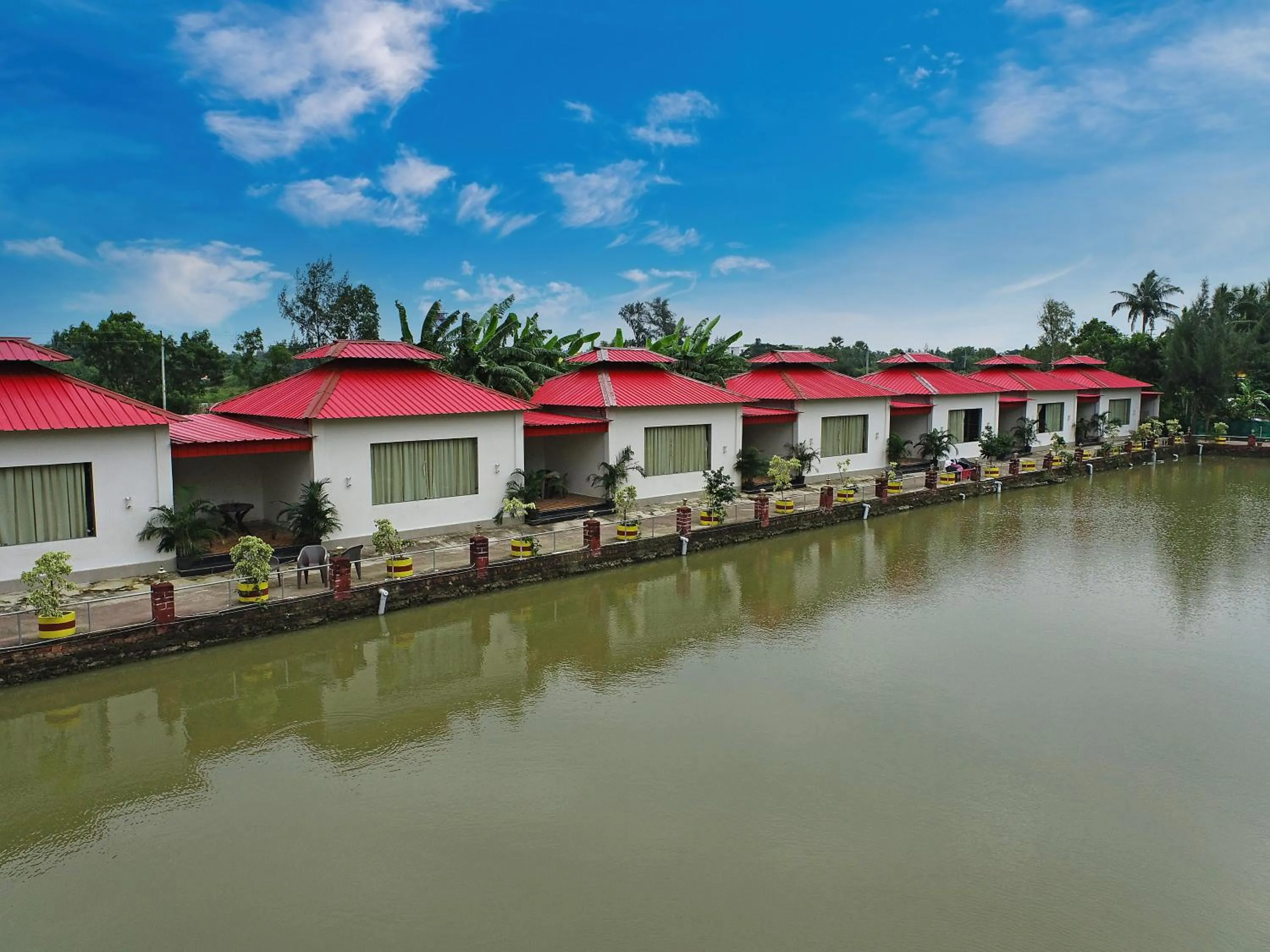 Property building in Lake View Village Resort