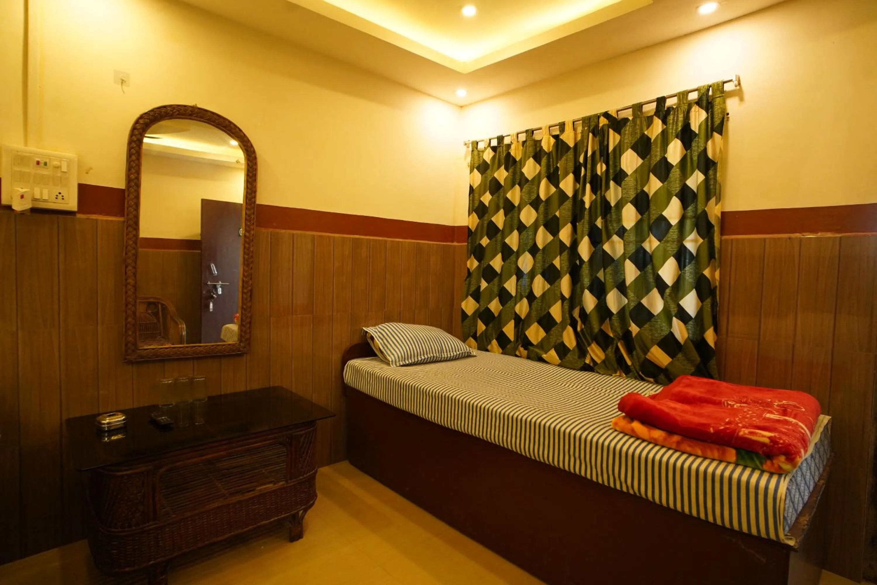 Property building, Bed in Lake View Village Resort