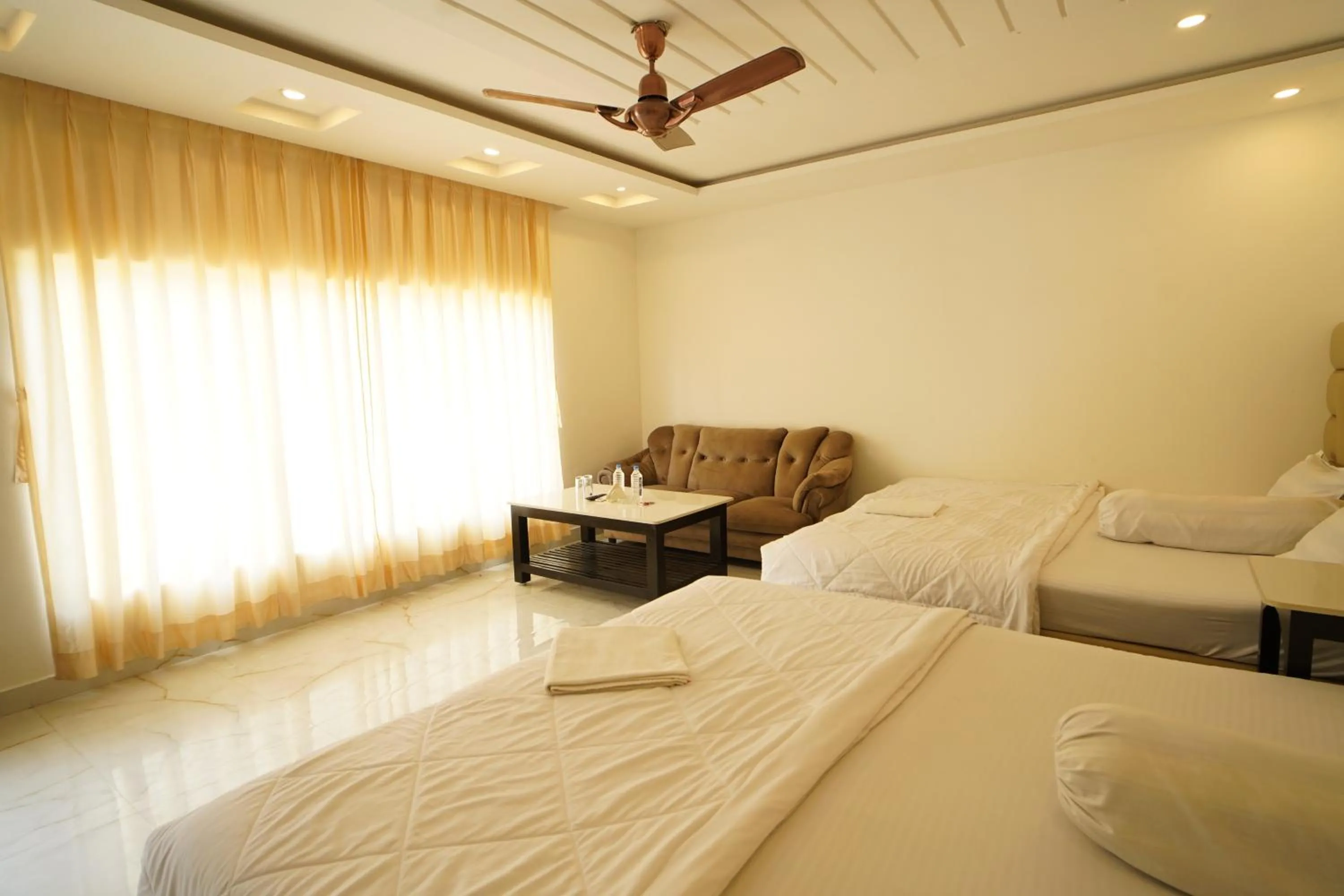 Bed in Lake View Village Resort