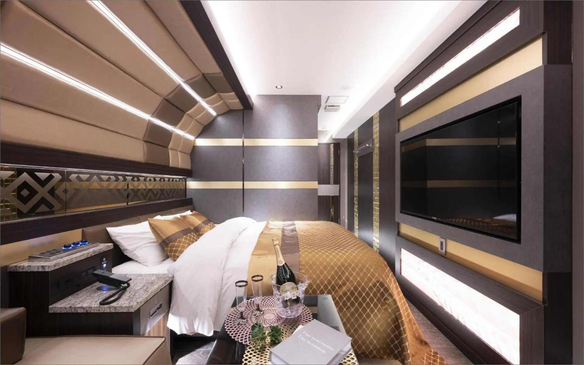 Photo of the whole room in HOTEL KABUKI