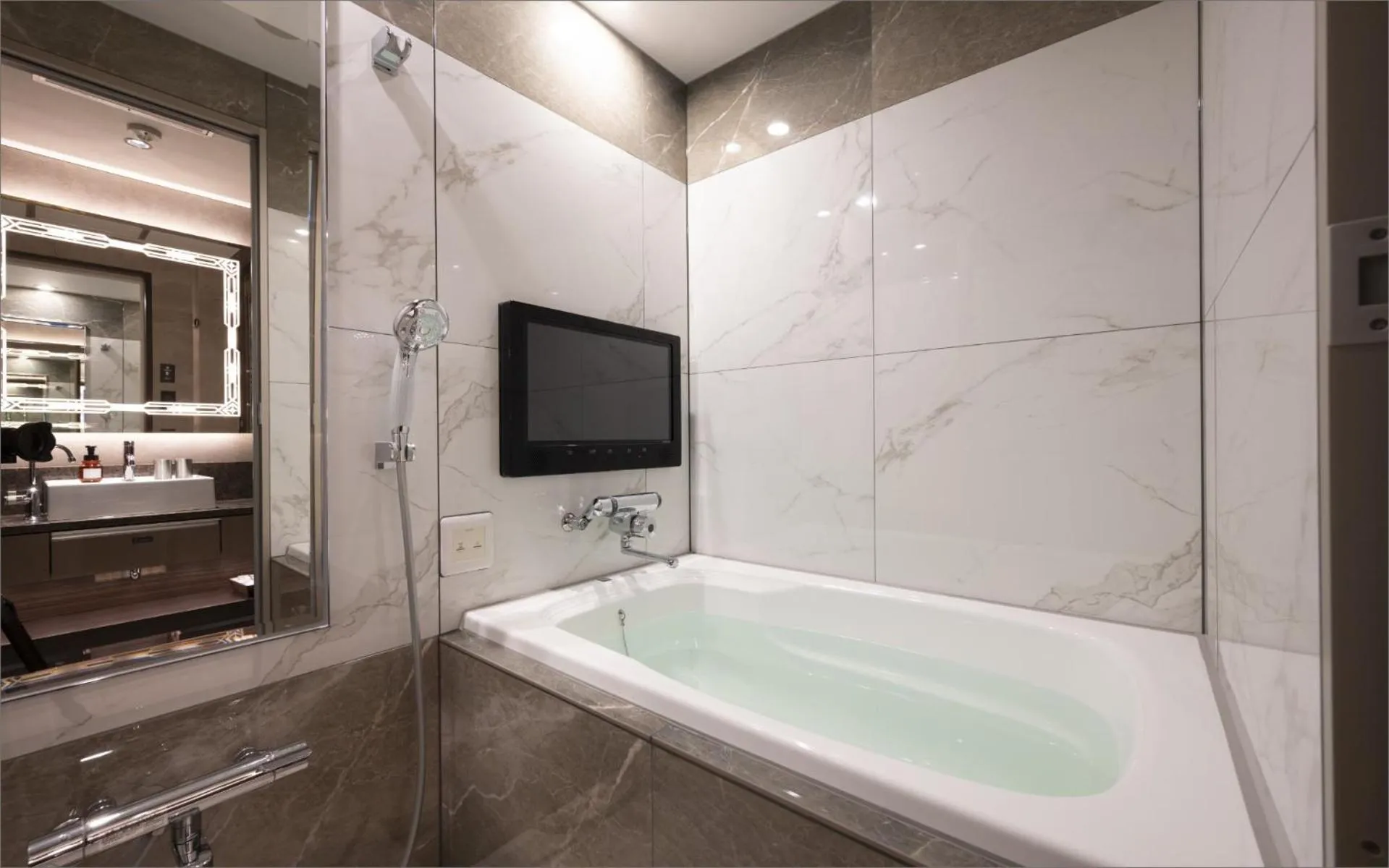 Bathroom in HOTEL KABUKI