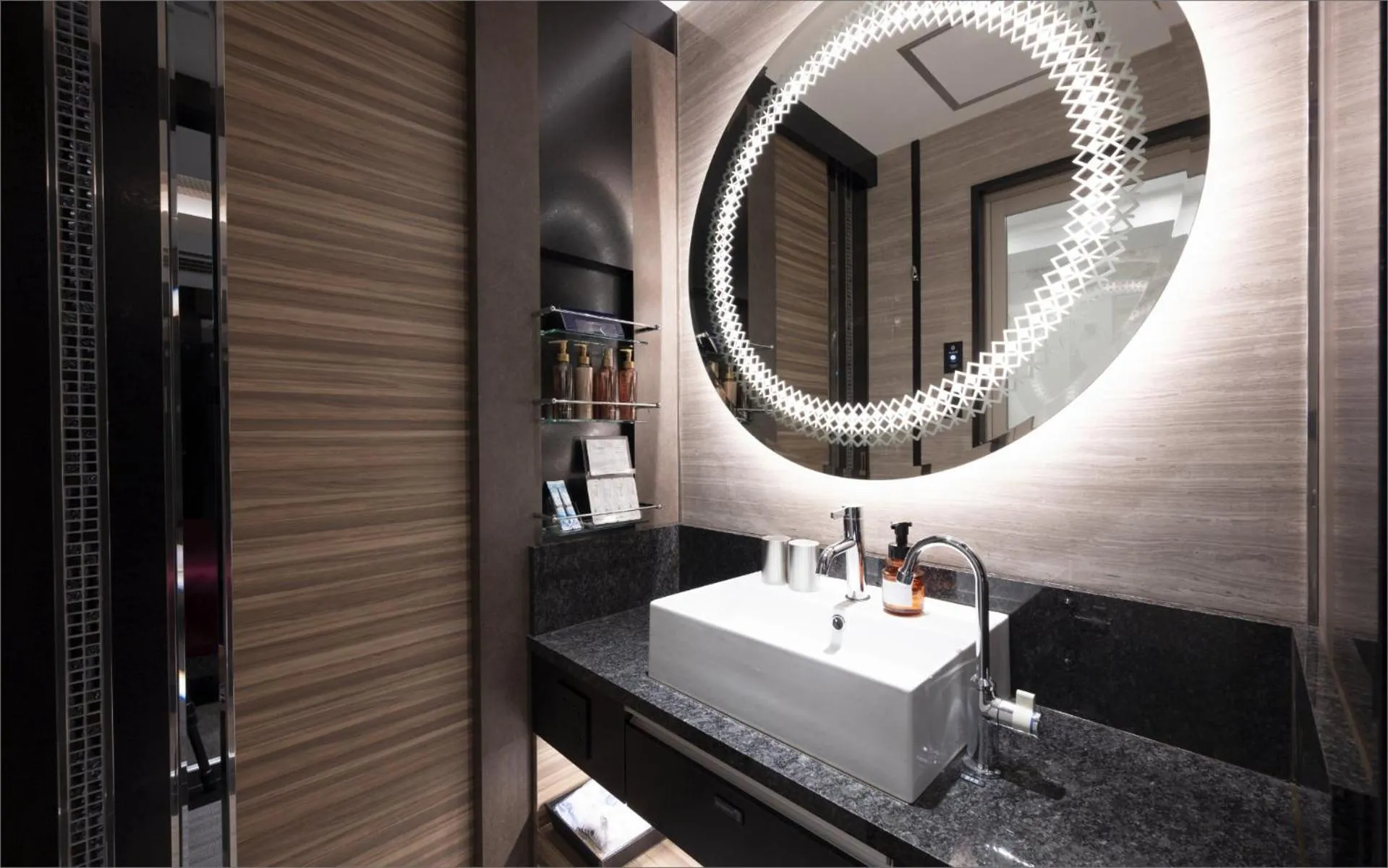 Bathroom in HOTEL KABUKI