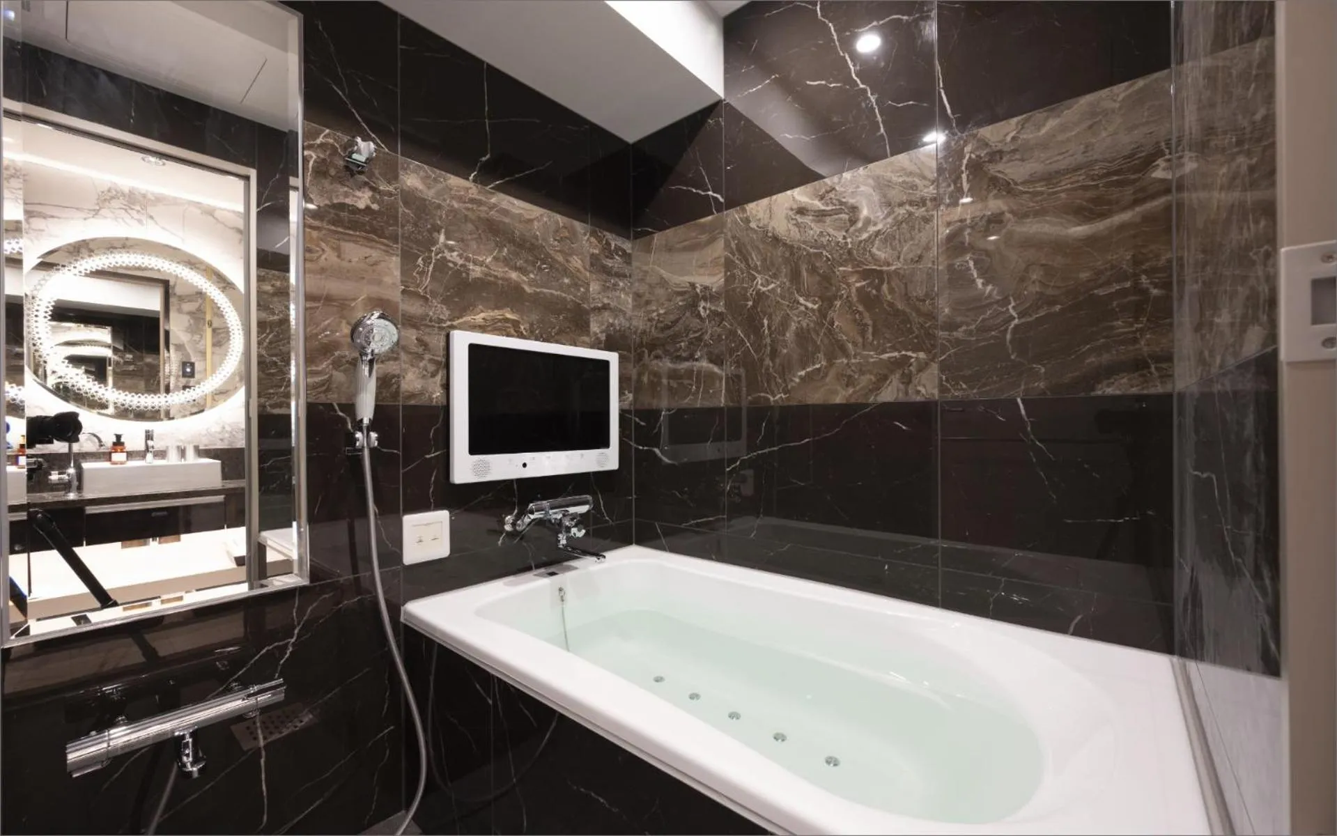 Bathroom in HOTEL KABUKI