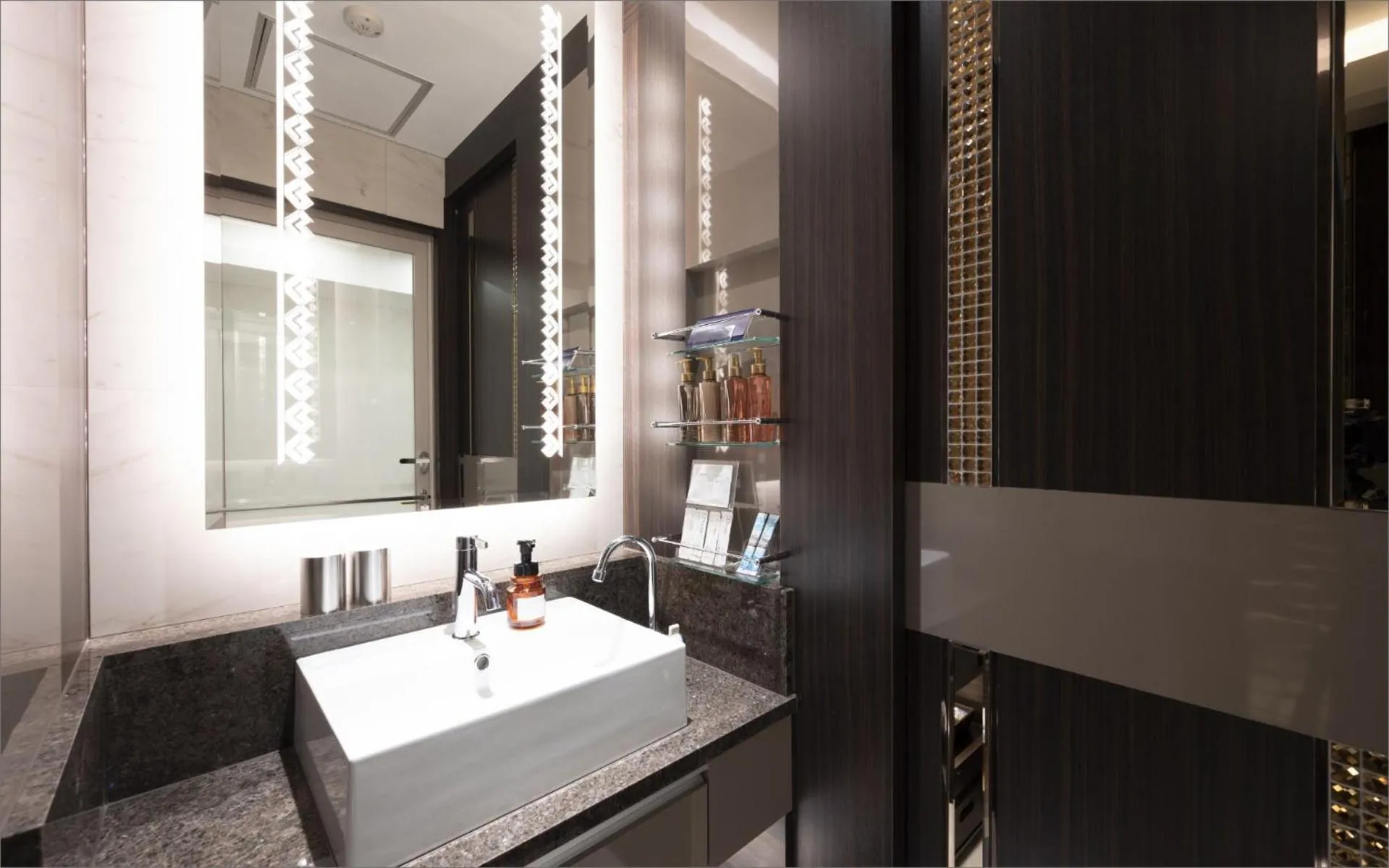 Bathroom in HOTEL KABUKI