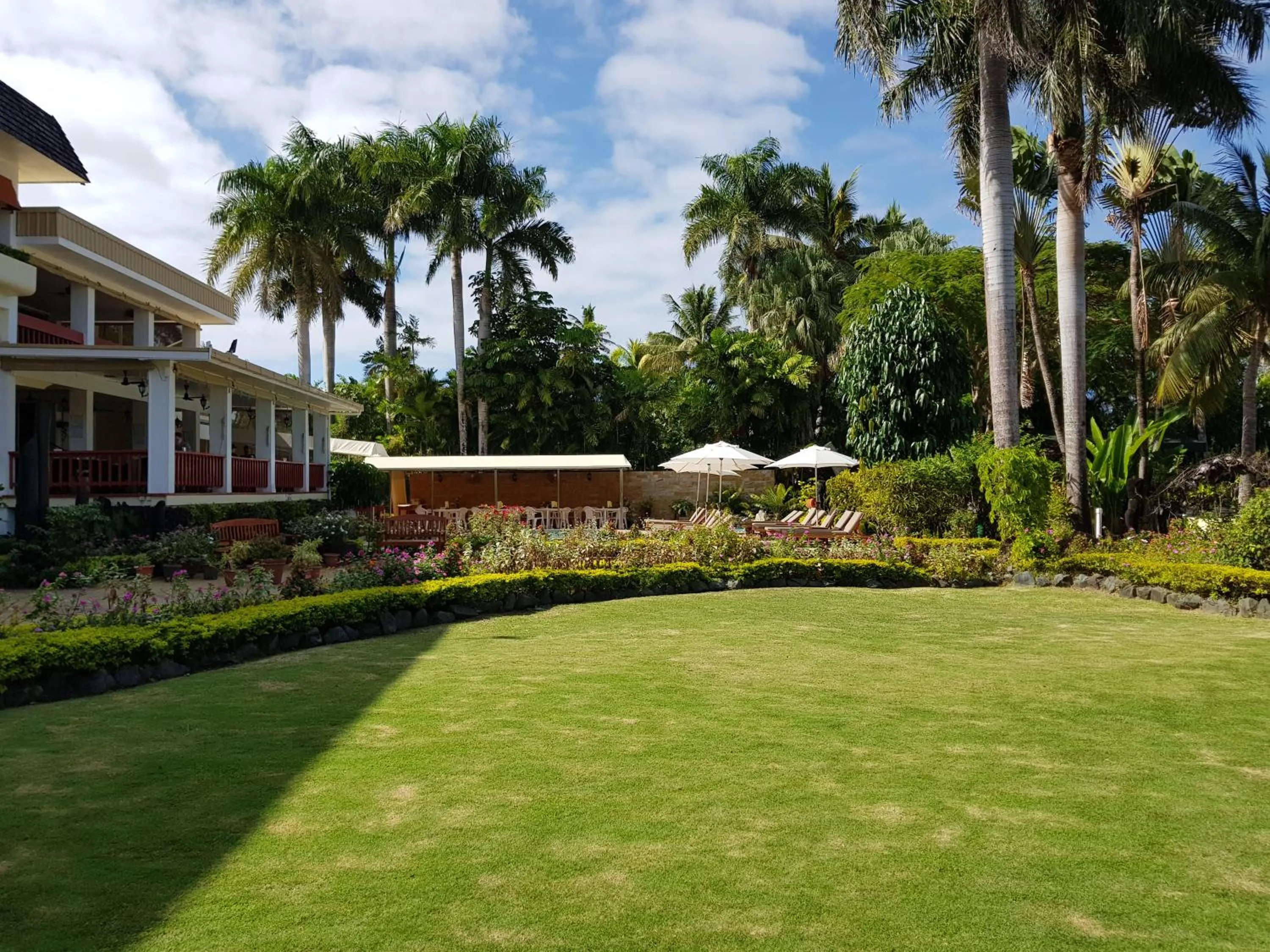 Garden in Bedarra Beach Inn