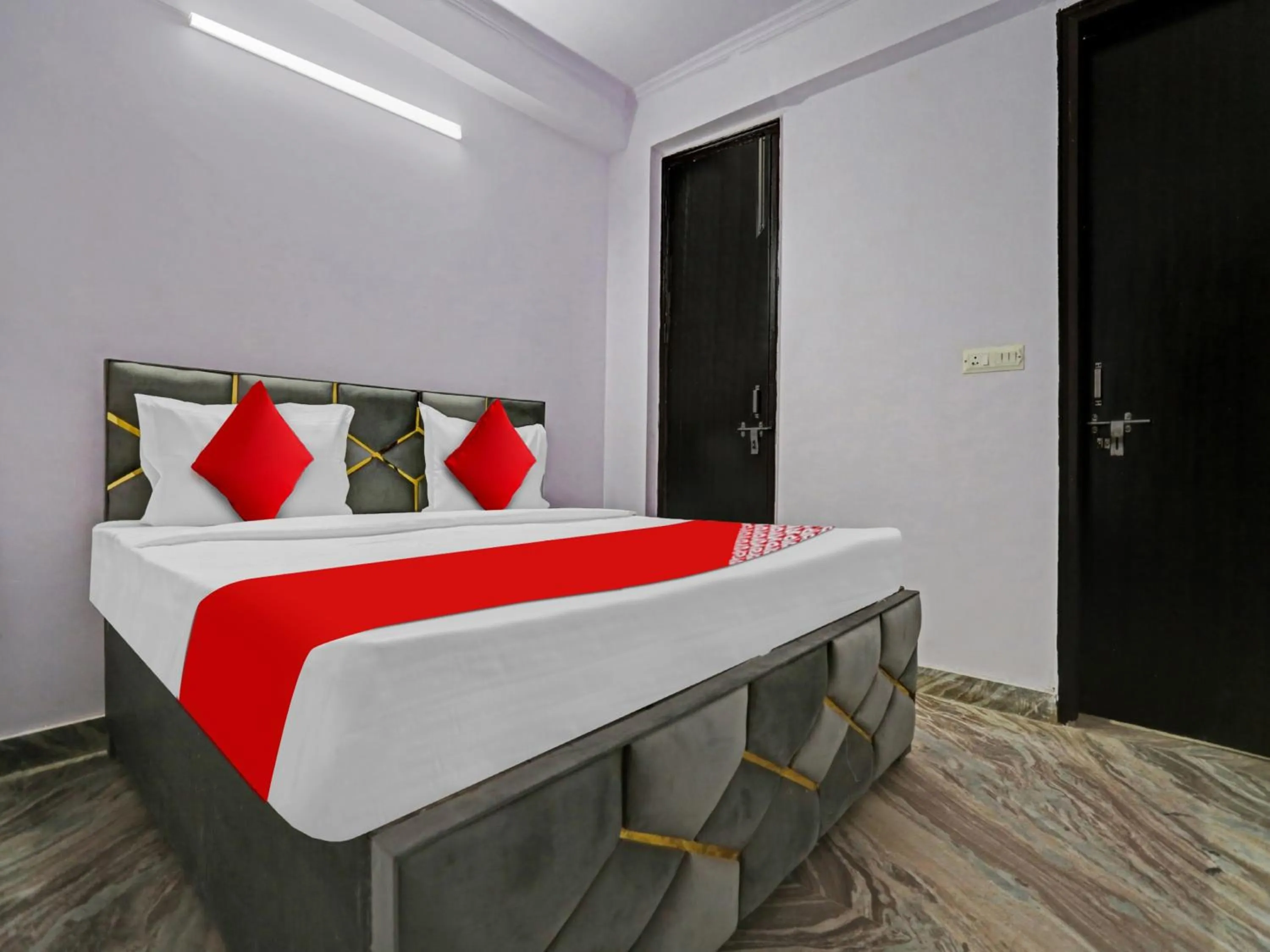 Bedroom, Bed in Hotel O Premium Rooms