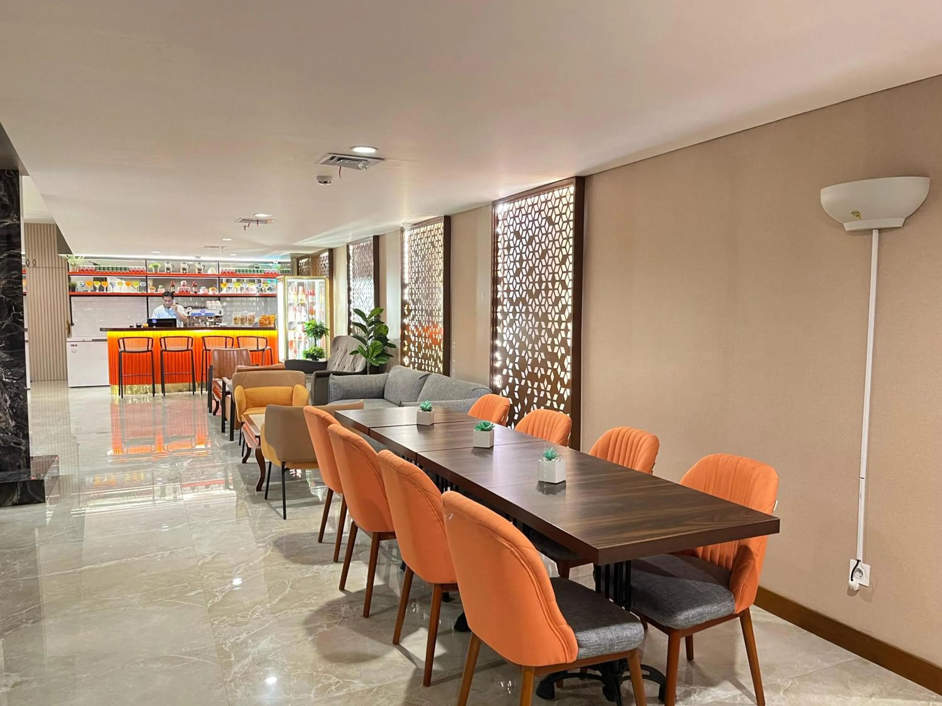 Restaurant/places to eat in d'primahotel Airport Jakarta Terminal 3 Wellness Center