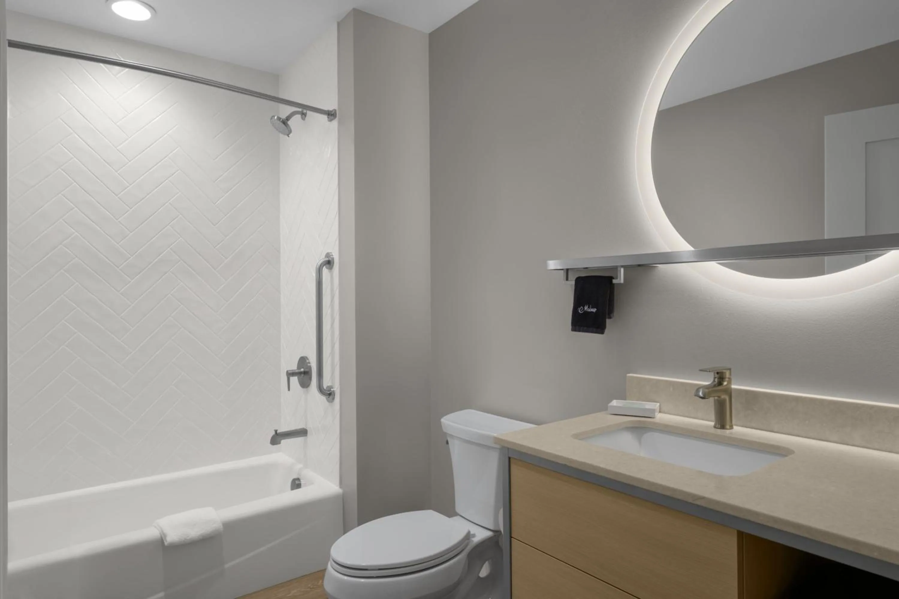 Bathroom in TownePlace Suites by Marriott Coeur d'Alene