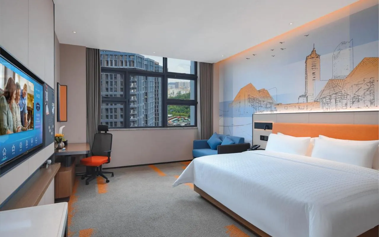 Bed in Hampton by Hilton Shenzhen Yuanshan