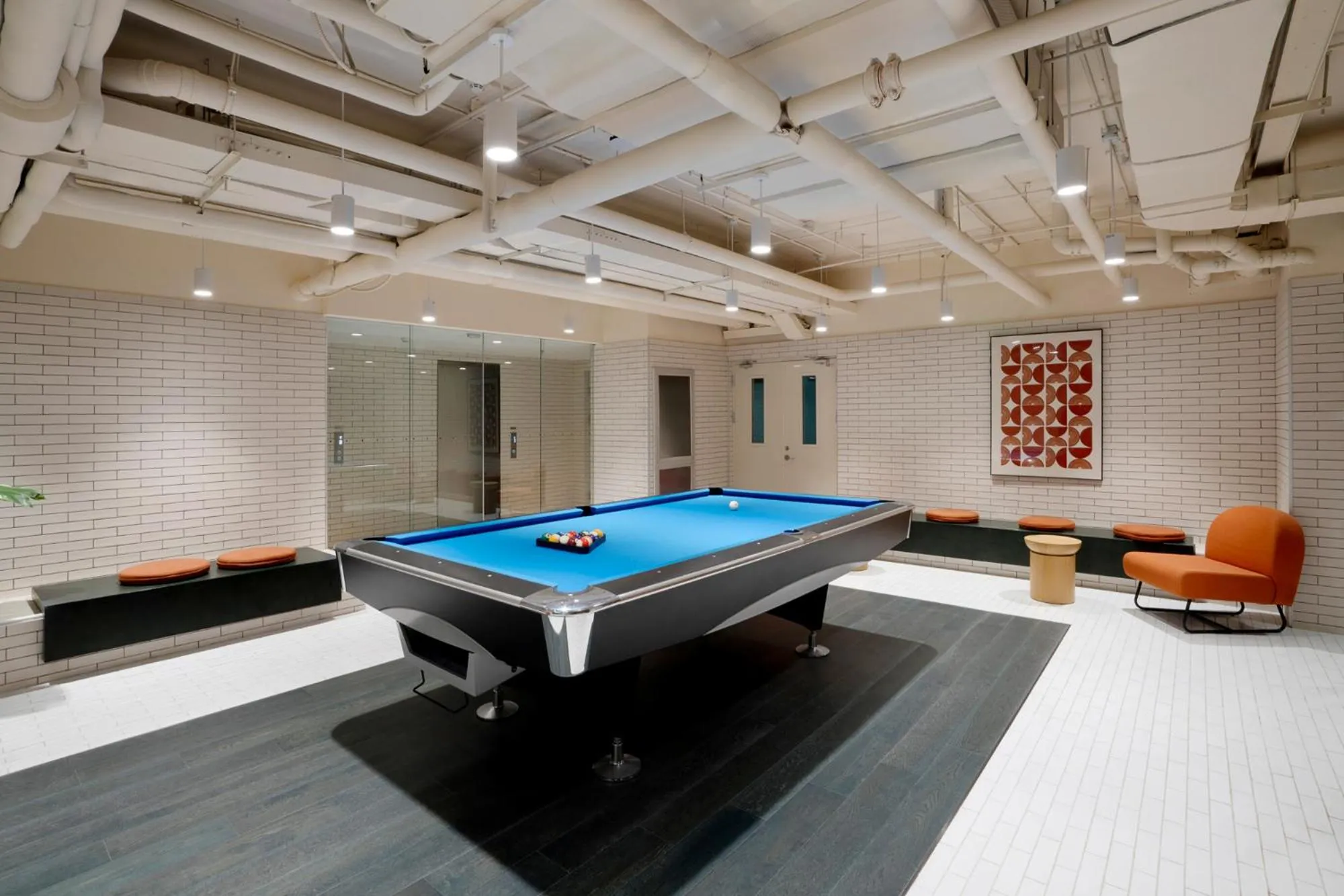 Billiard in base-Beijing Wangfujing Serviced Apartment- in Hutong &Bike rental &Close to Forbidden City, Tian'anmen Square &Subway nearby &Free coffee &Washing machine,Kitchen &Restaurant discount &English speaking &High speed free WiFi
