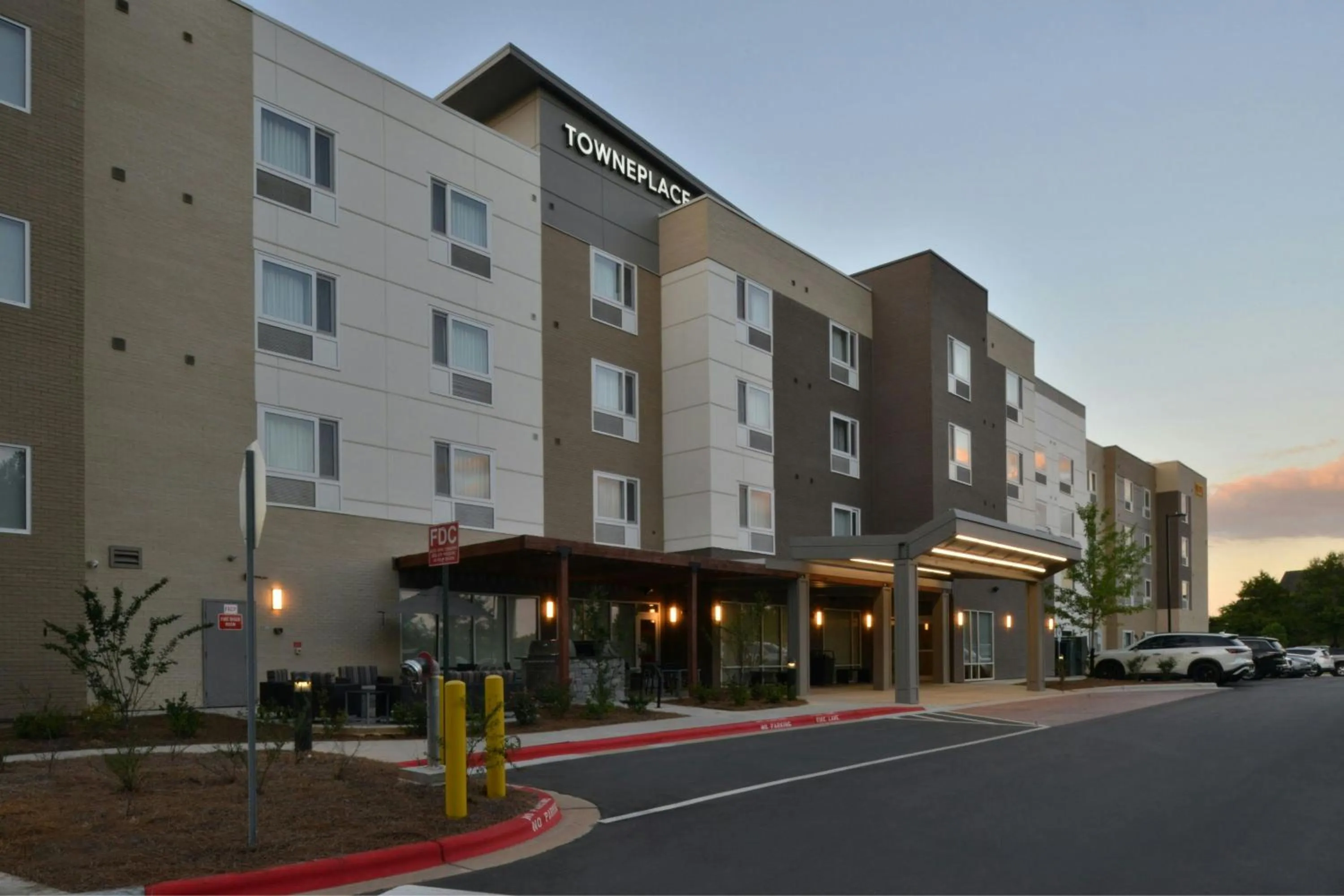 Property building in TownePlace Suites by Marriott Raleigh Durham Airport Morrisville