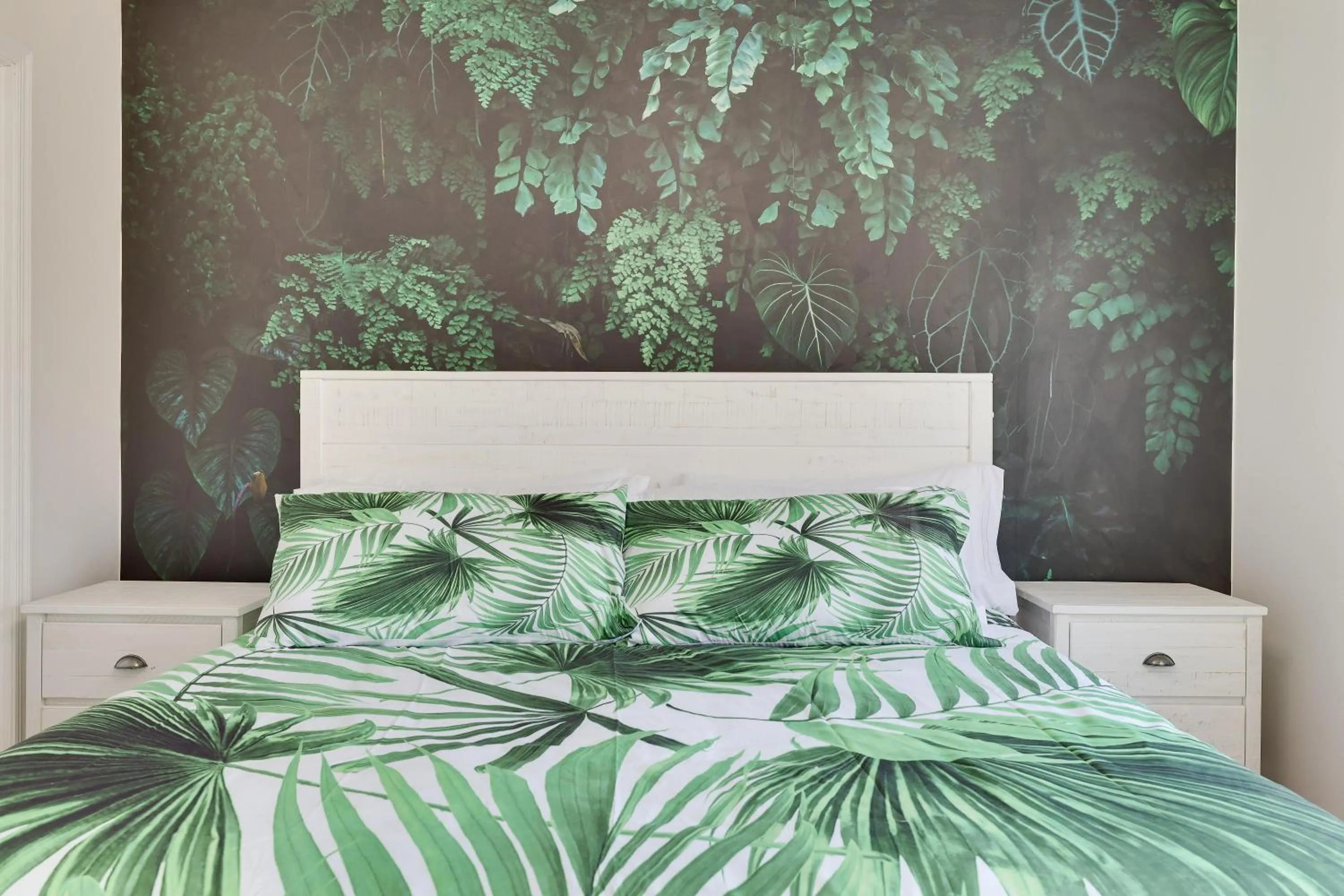 Bed in Stunning Poconos Villa- Hot Tub, Pool, Game Room, BBQ & more