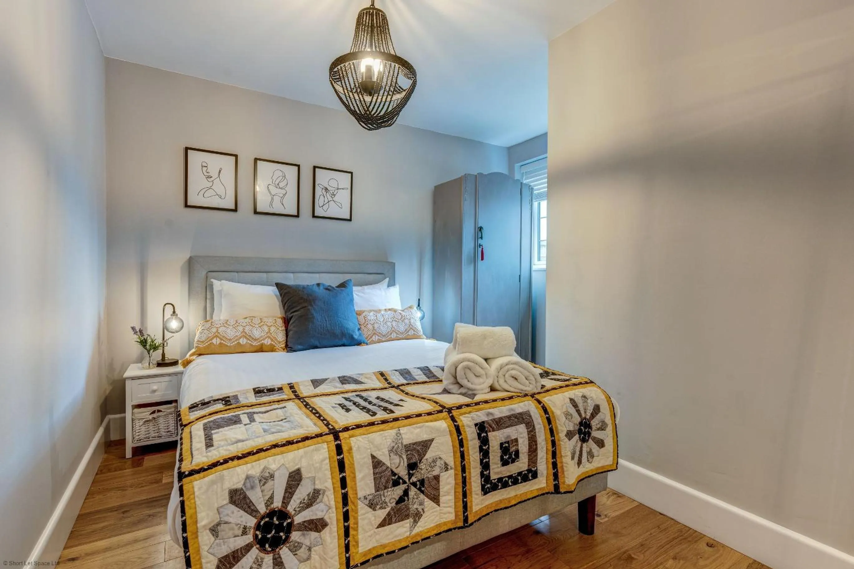 Property building, Bed in Apple Tree Cottage