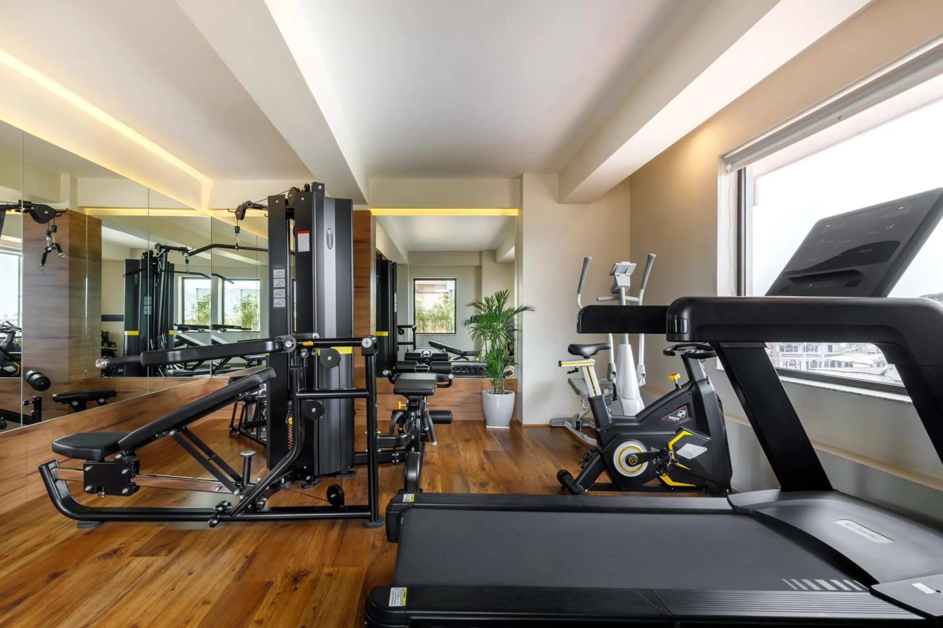Fitness centre/facilities in Hotel Thrive, A Tropical Courtyard
