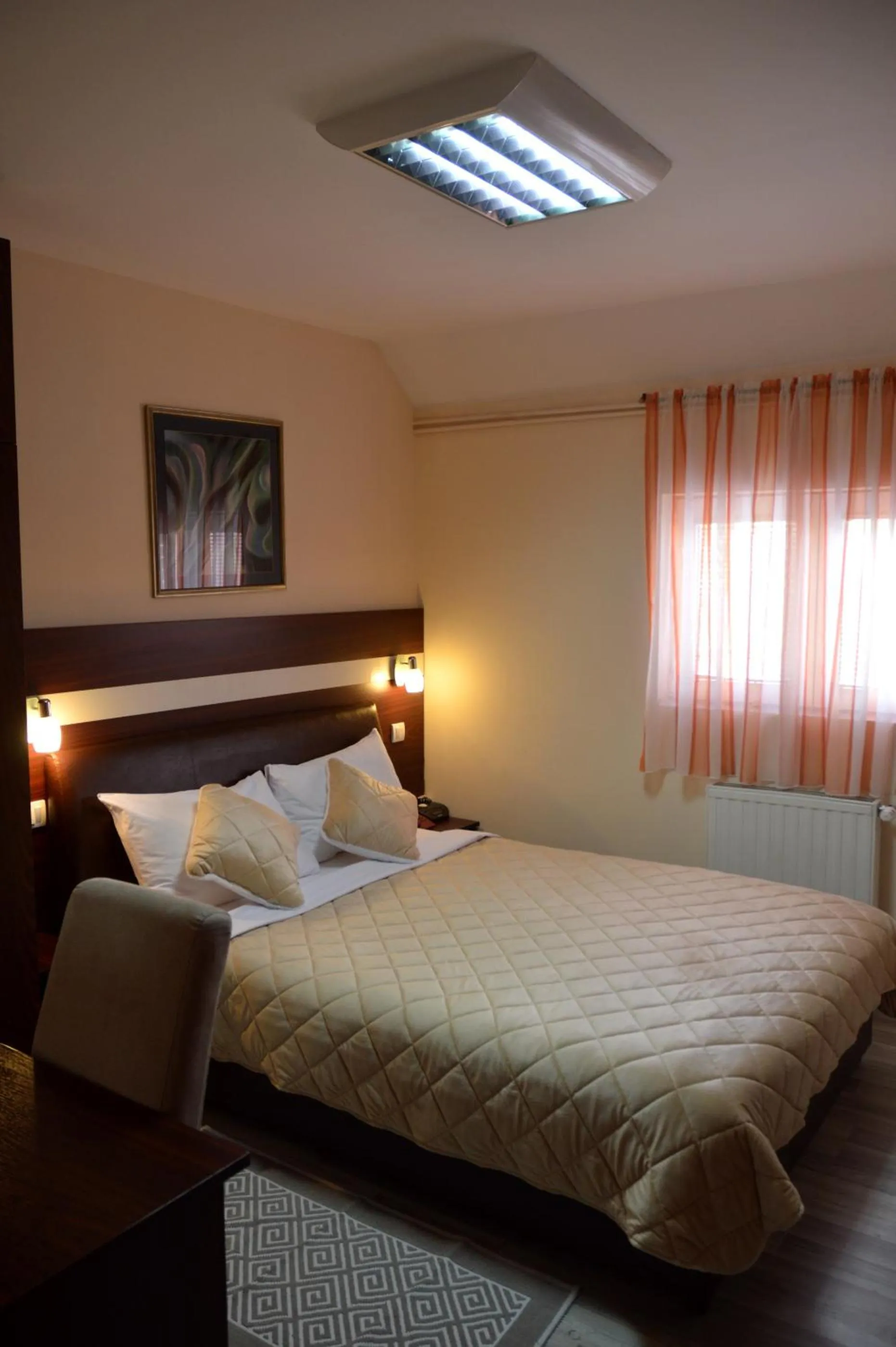 Photo of the whole room, Bed in Hotel Čile