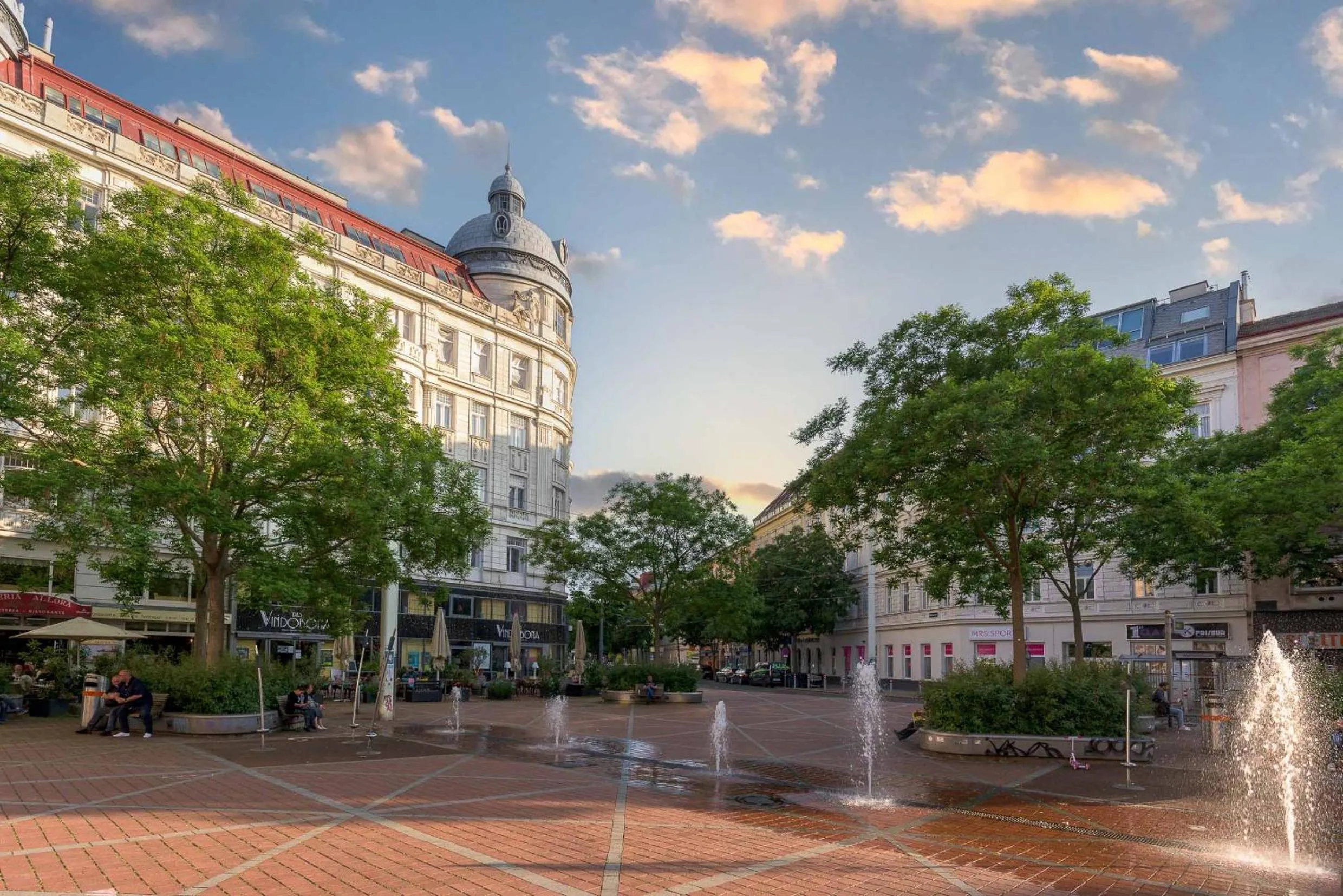 Neighbourhood in Limehome Vienna Karajangasse