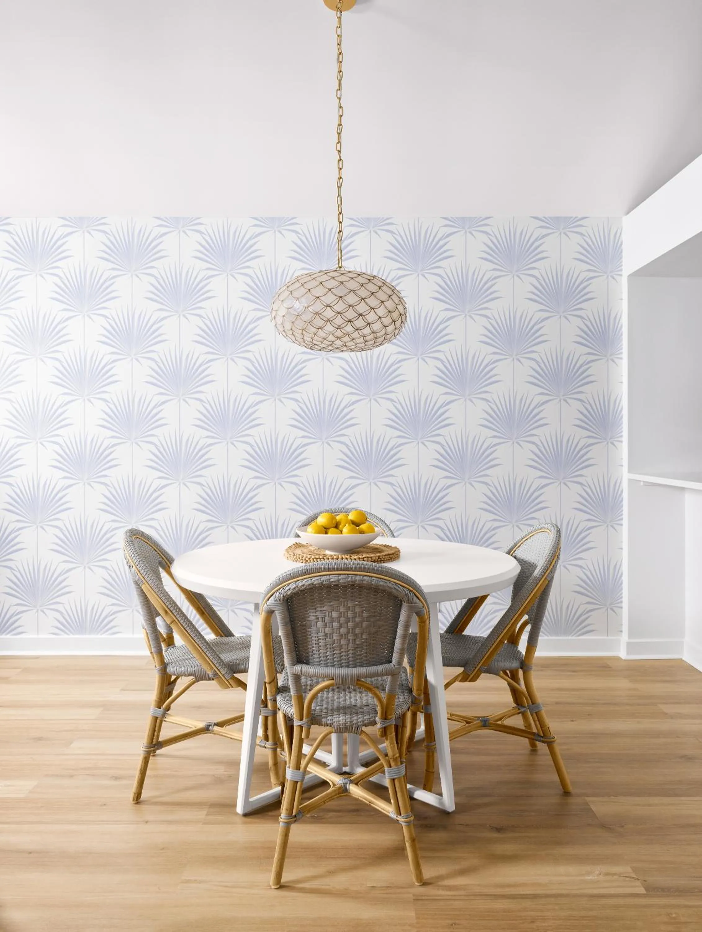 Dining area in The Cottages at PGA National Resort