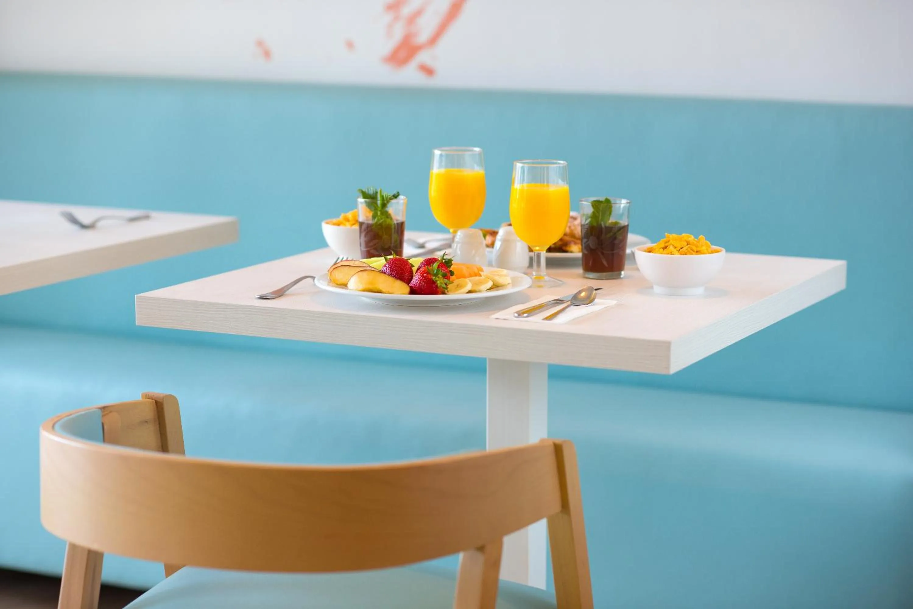 Restaurant/places to eat in Iberostar Waves Founty Beach All Inclusive