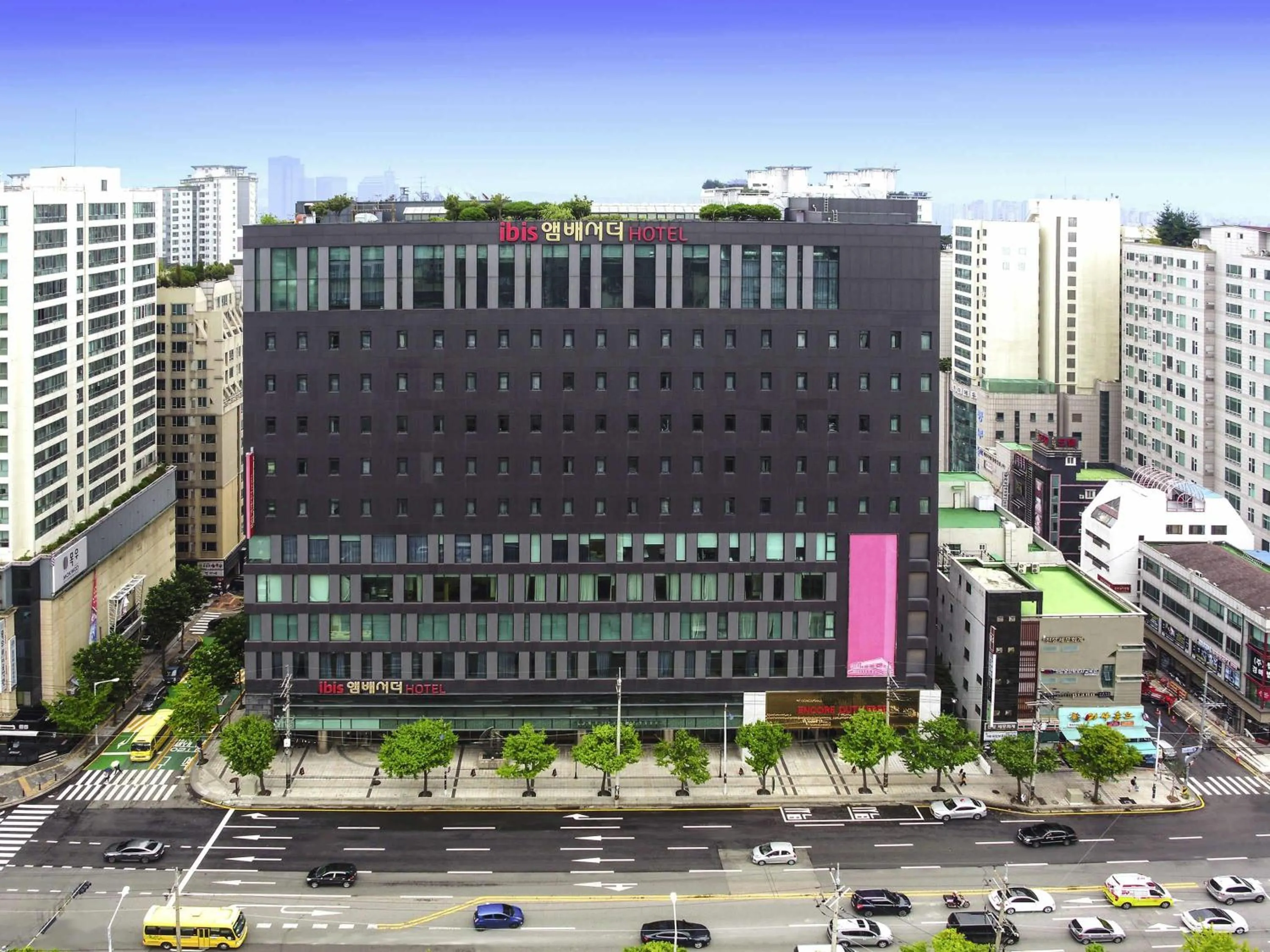Property building in Ibis Ambassador Suwon