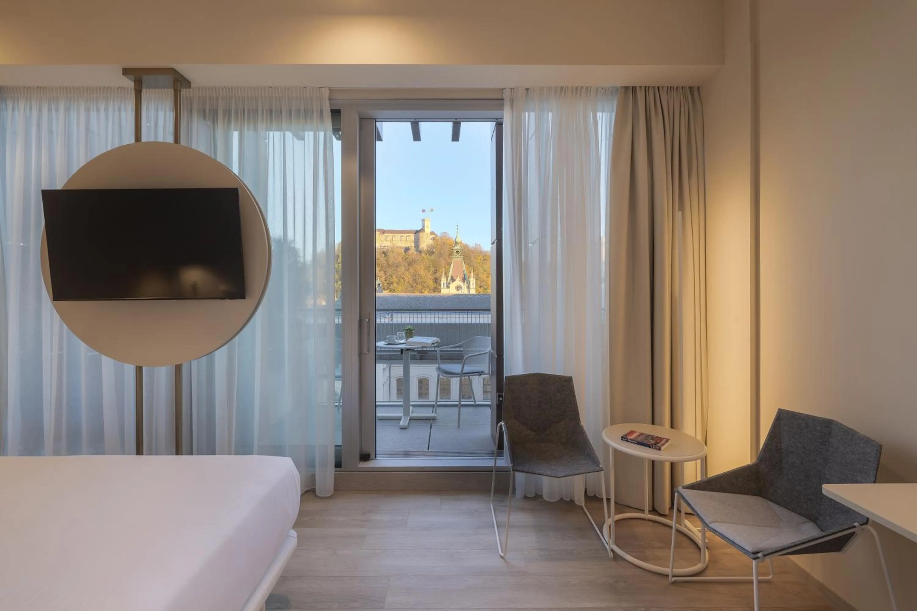 View (from property/room), Bed in Occidental Ljubljana