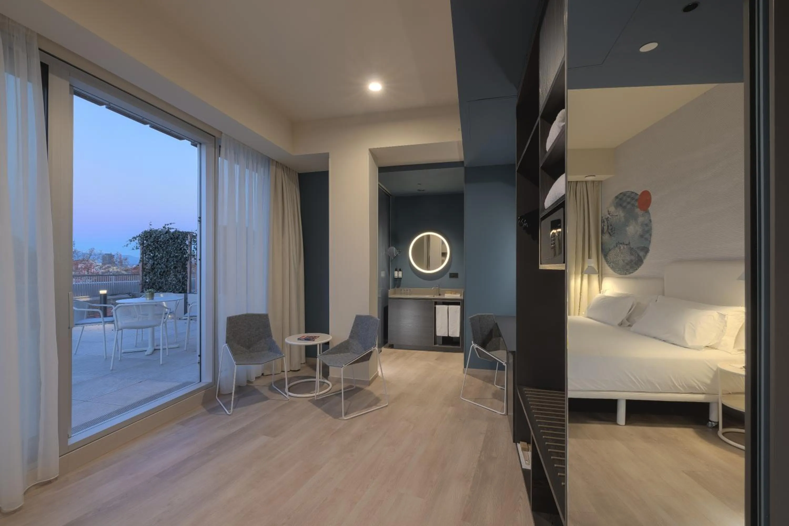 Photo of the whole room, Bed in Occidental Ljubljana