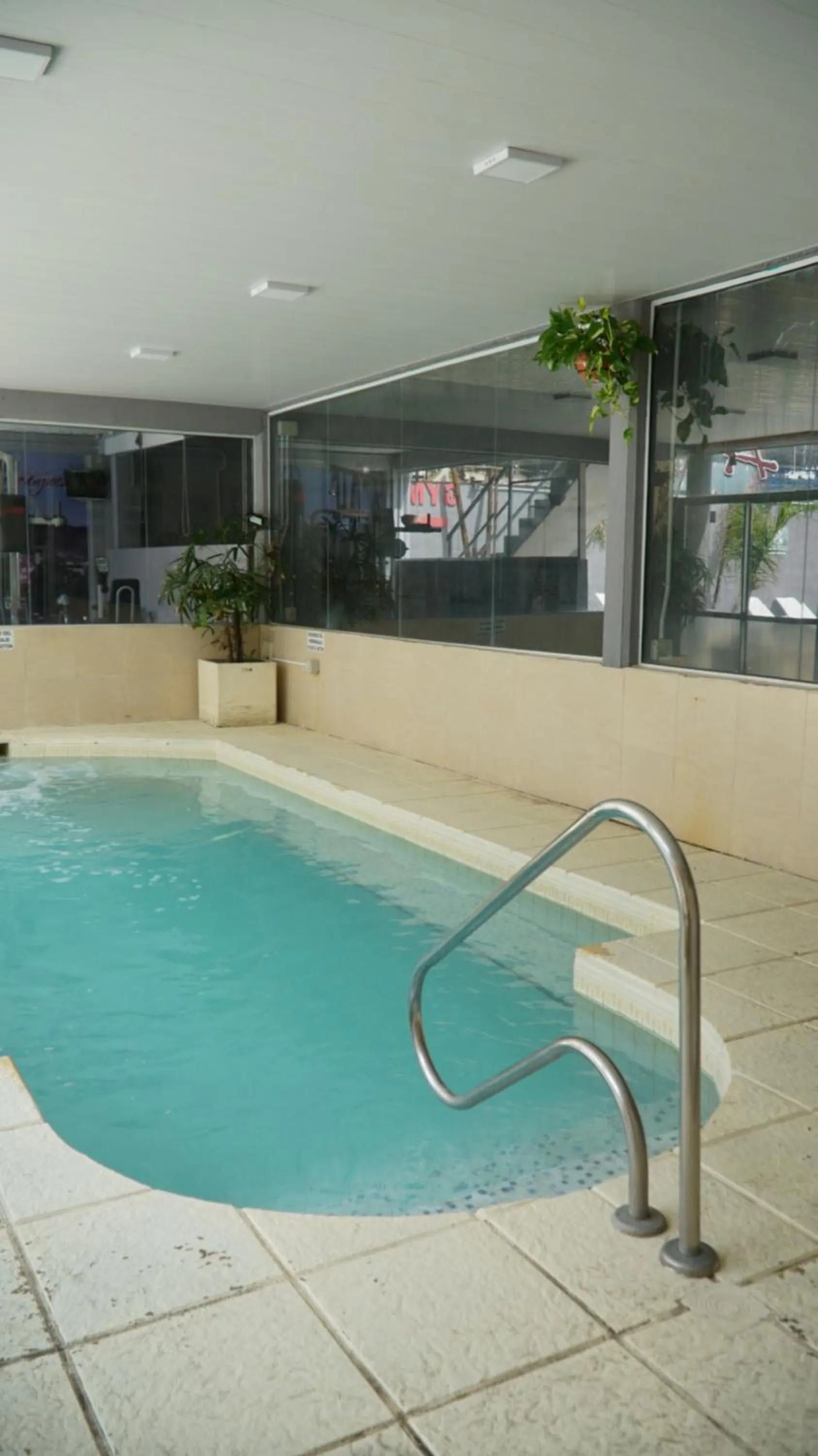 Swimming pool in Aranjuez Real