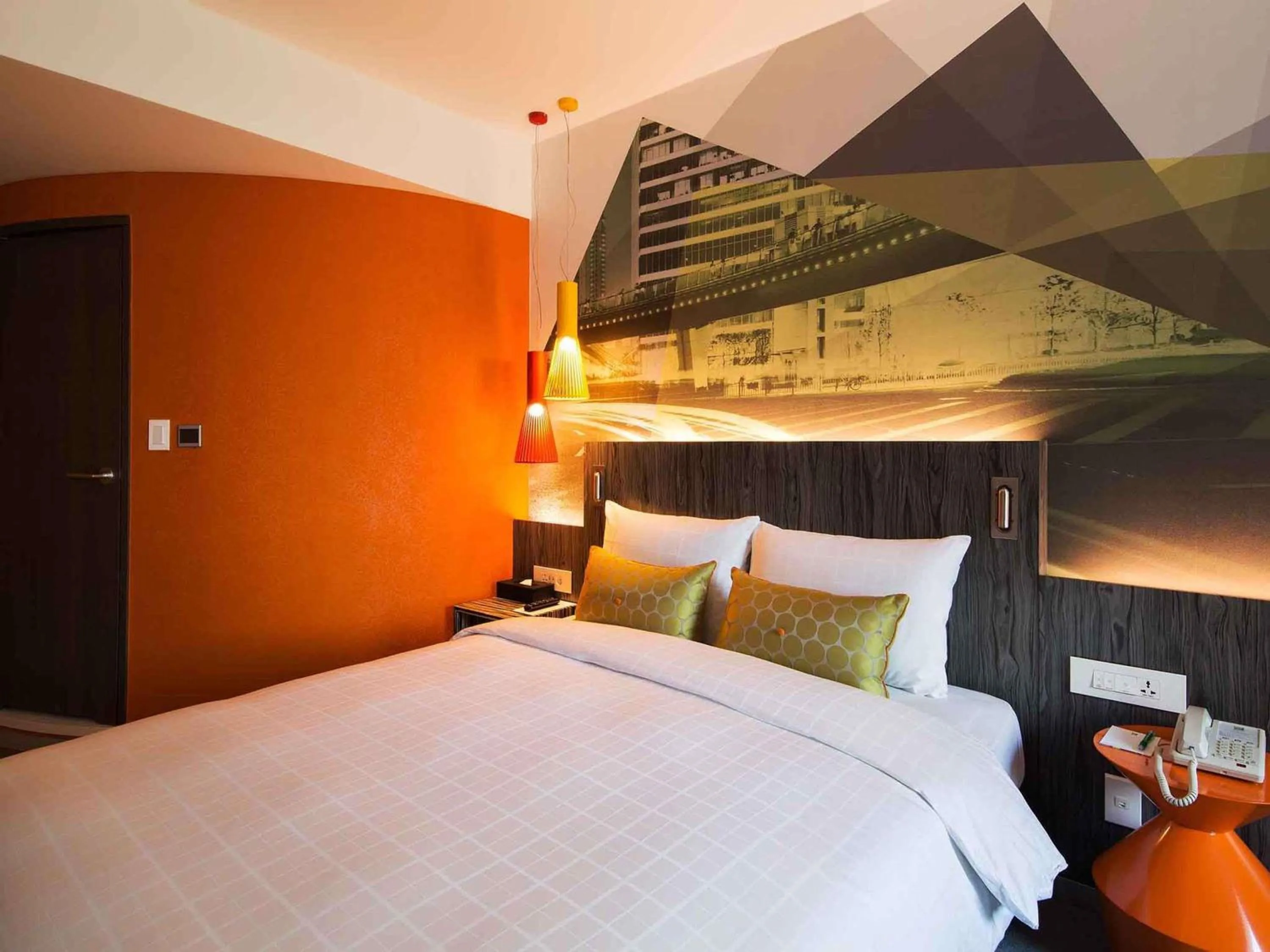 Bedroom, Bed in Ibis Styles Ambassador Seoul Gangnam