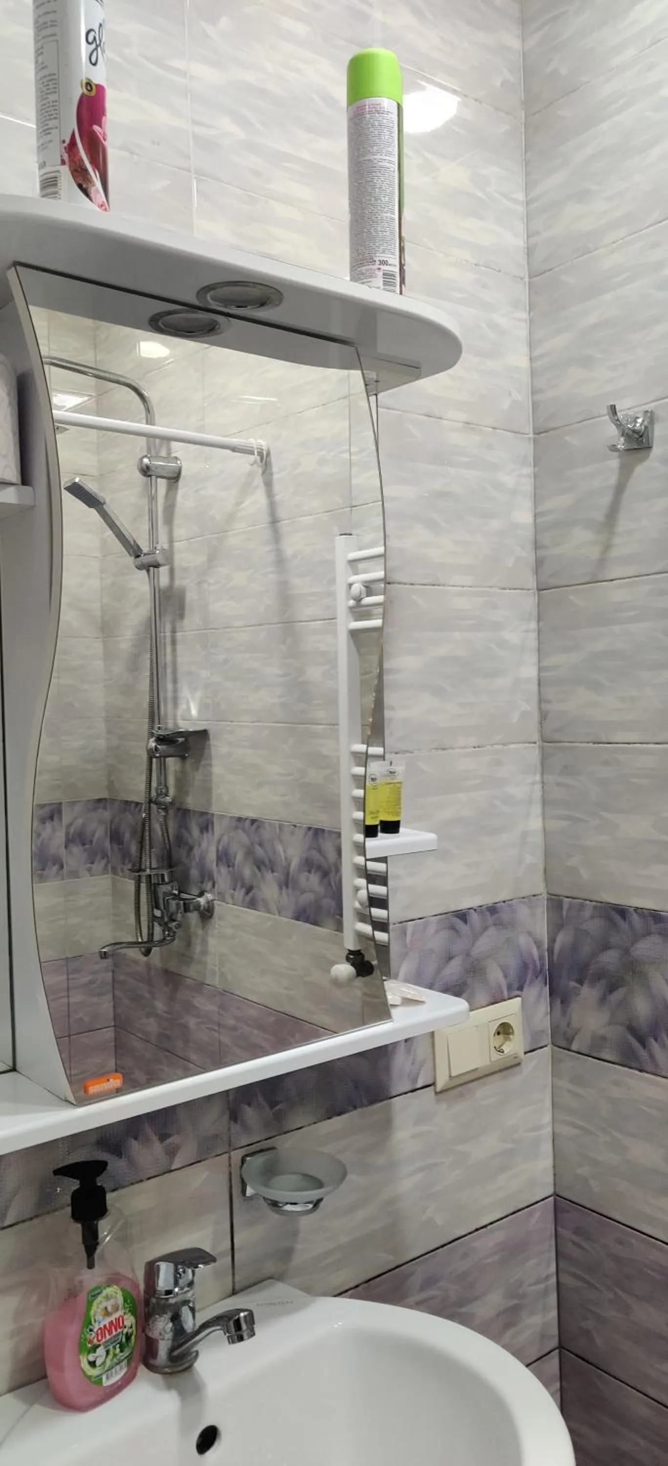 Shower in Mimino T&G