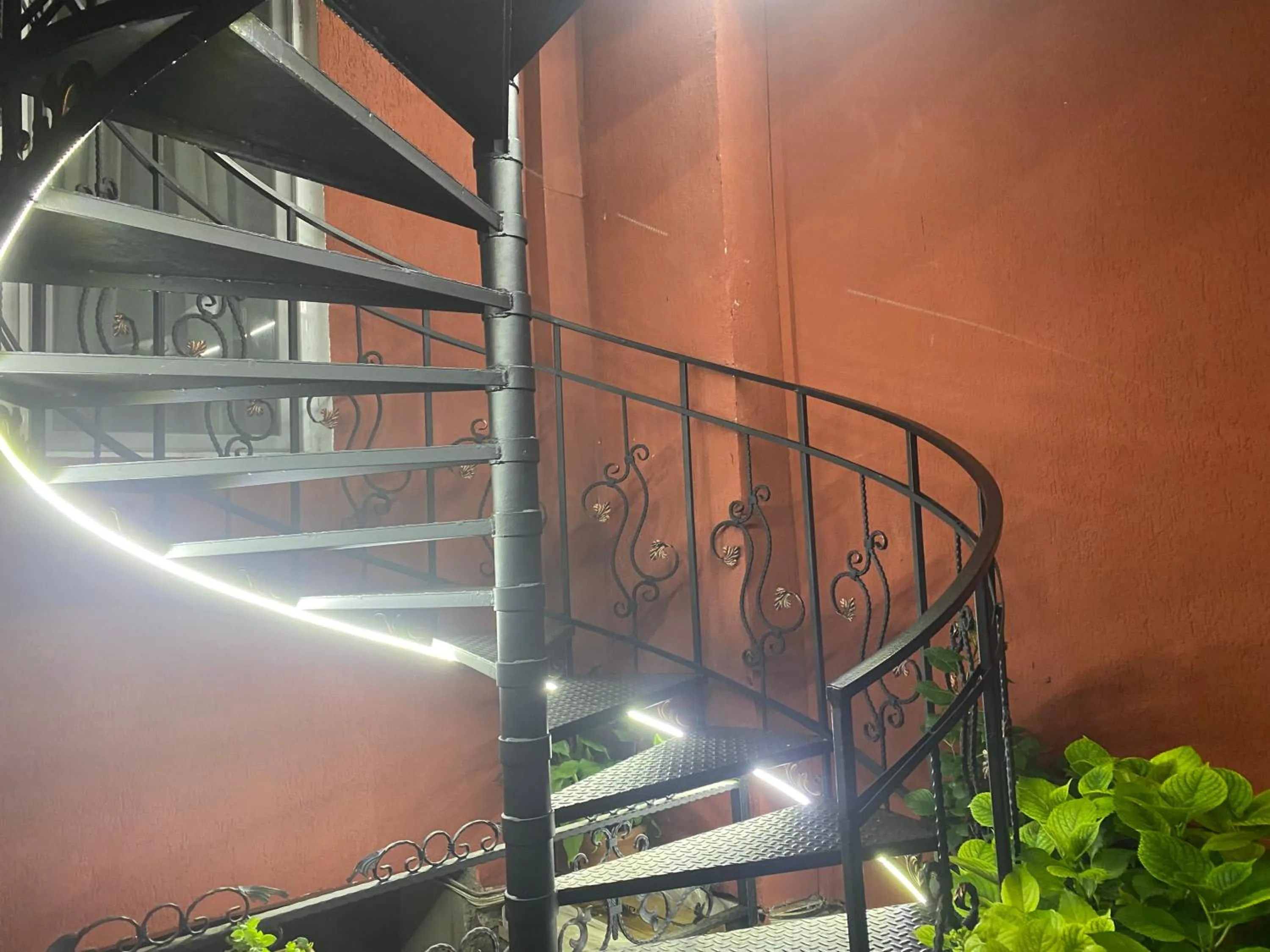 Property building in Mimino T&G