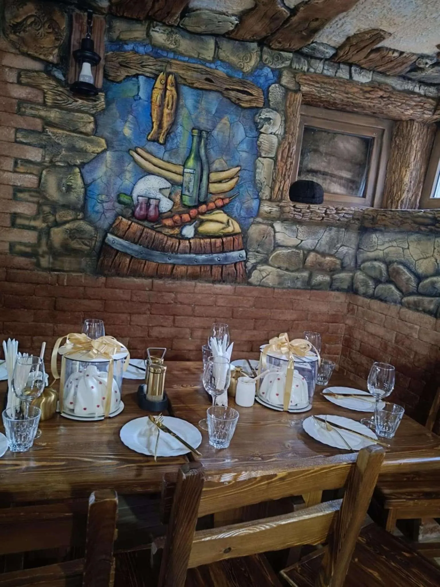 Restaurant/places to eat in Mimino T&G