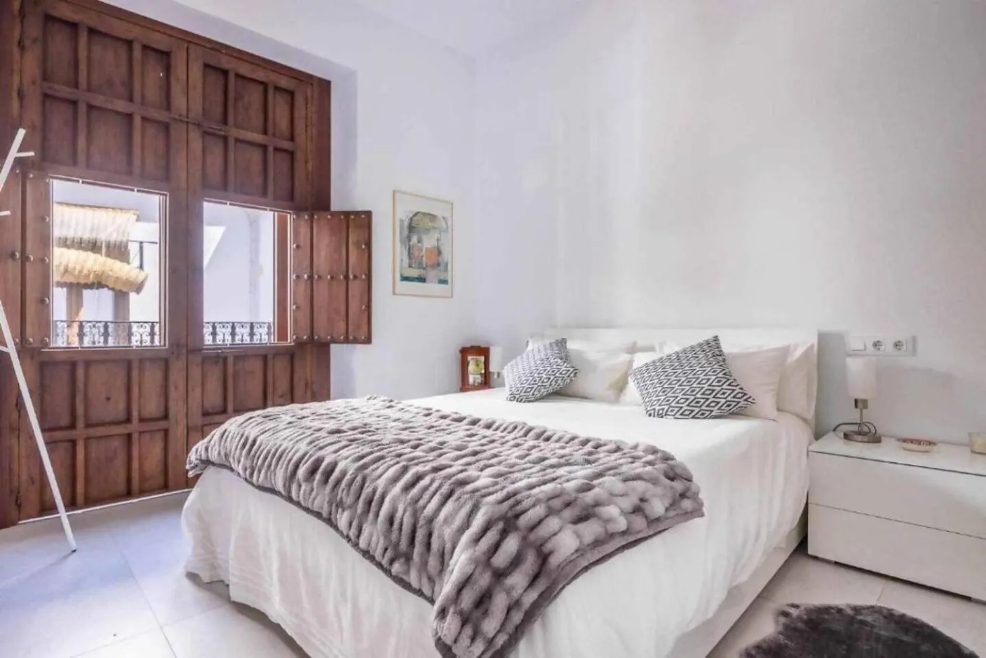 Alzhara Suites I Triana 3 Pax Balcón WiFi