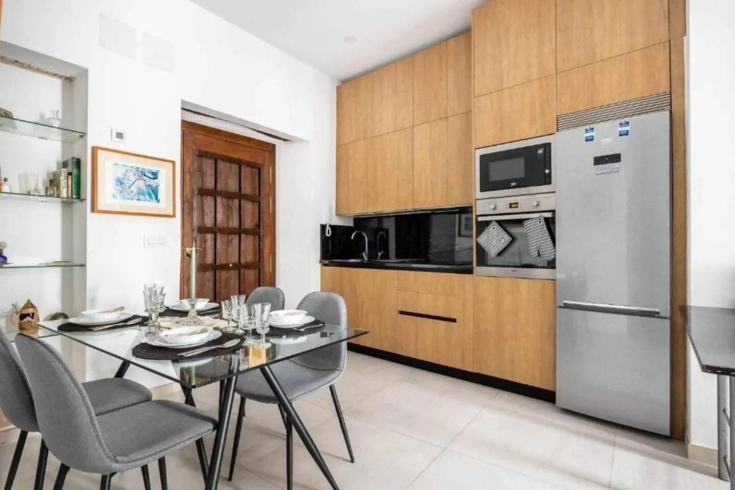 Alzhara Suites I Triana 3 Pax Balcón WiFi