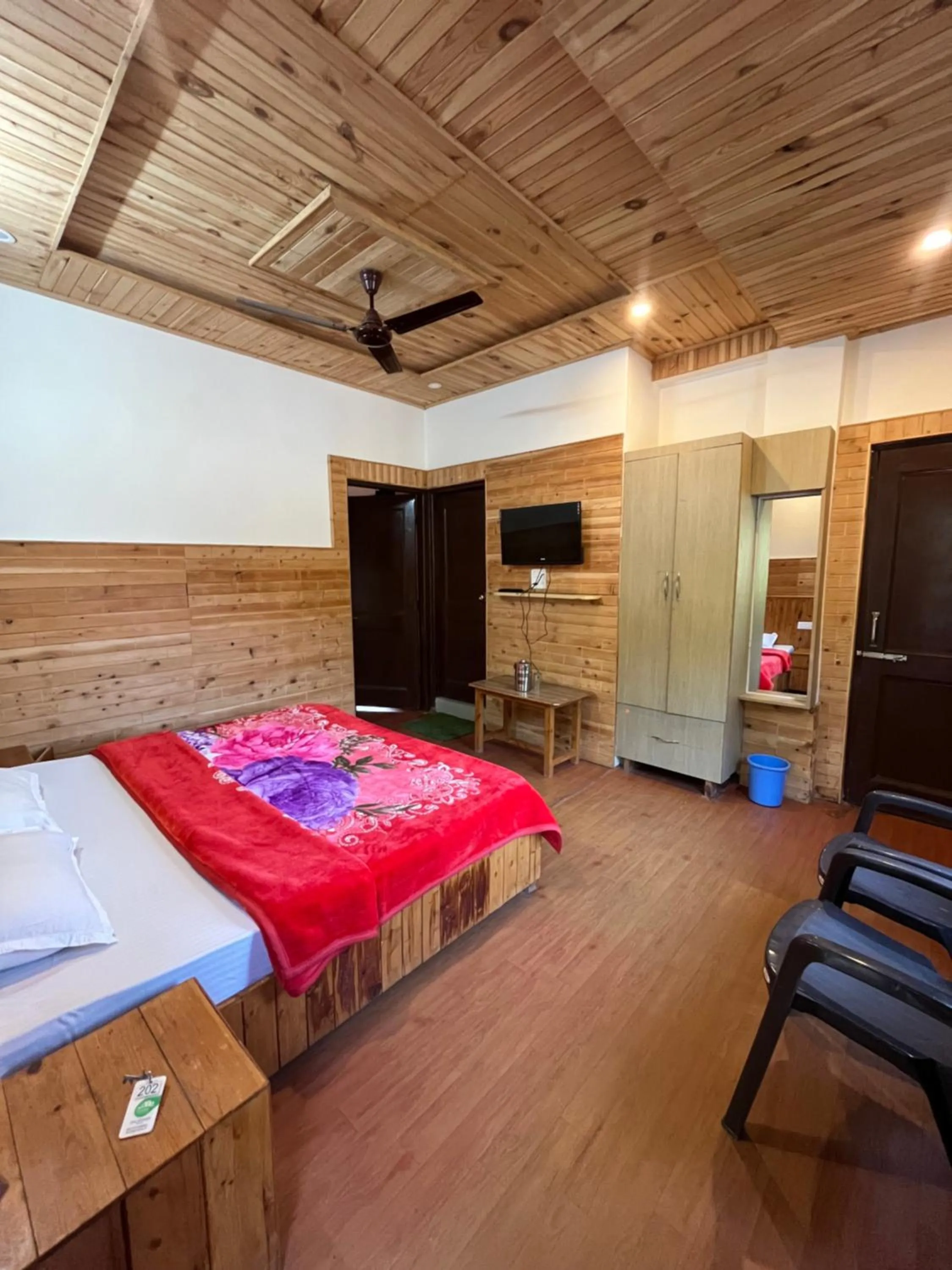 Coffee/tea facilities, Bed in Sunset Lagoon Dalhousie