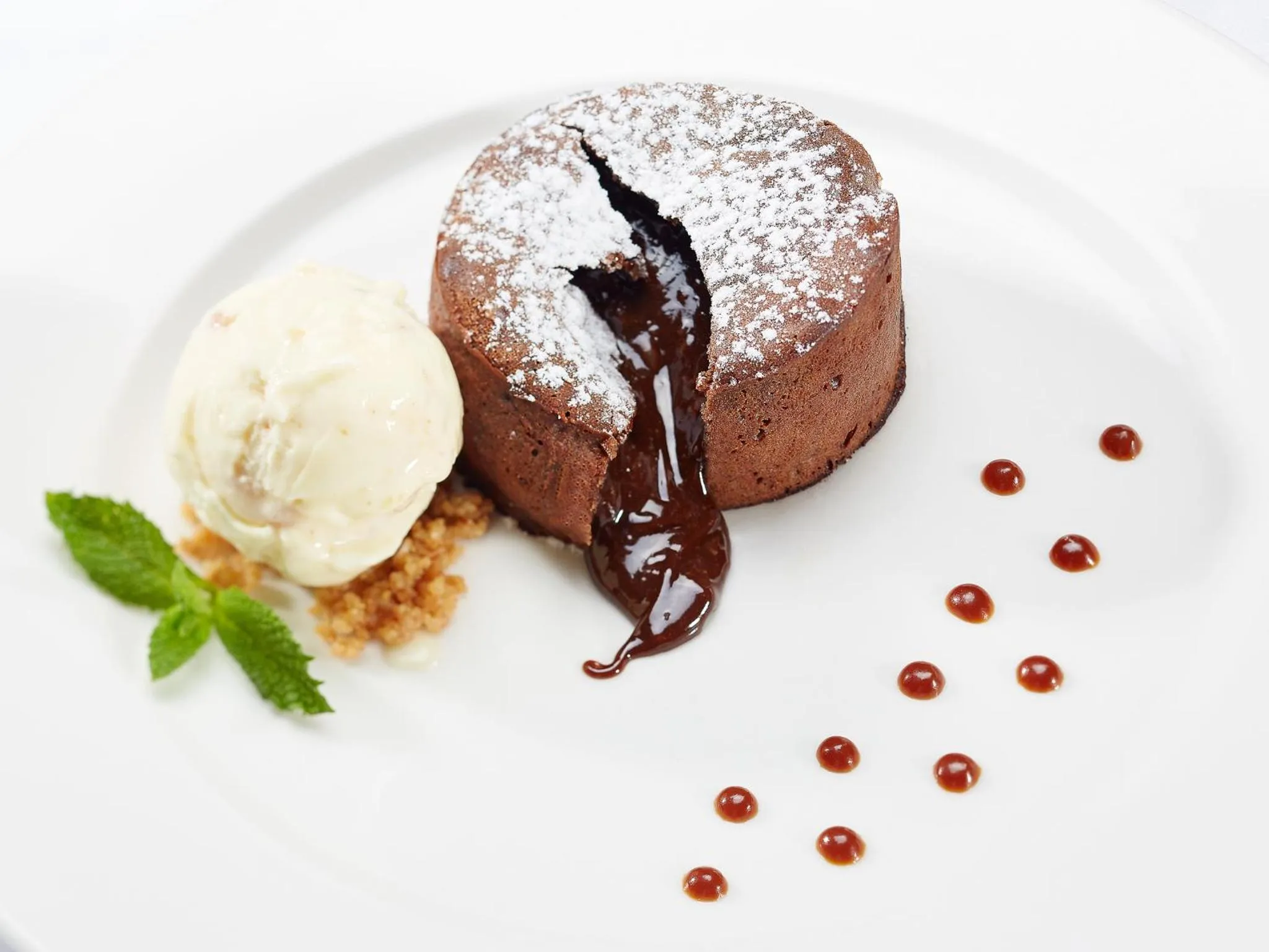 Food and drinks in Villa Blanca Urban Hotel