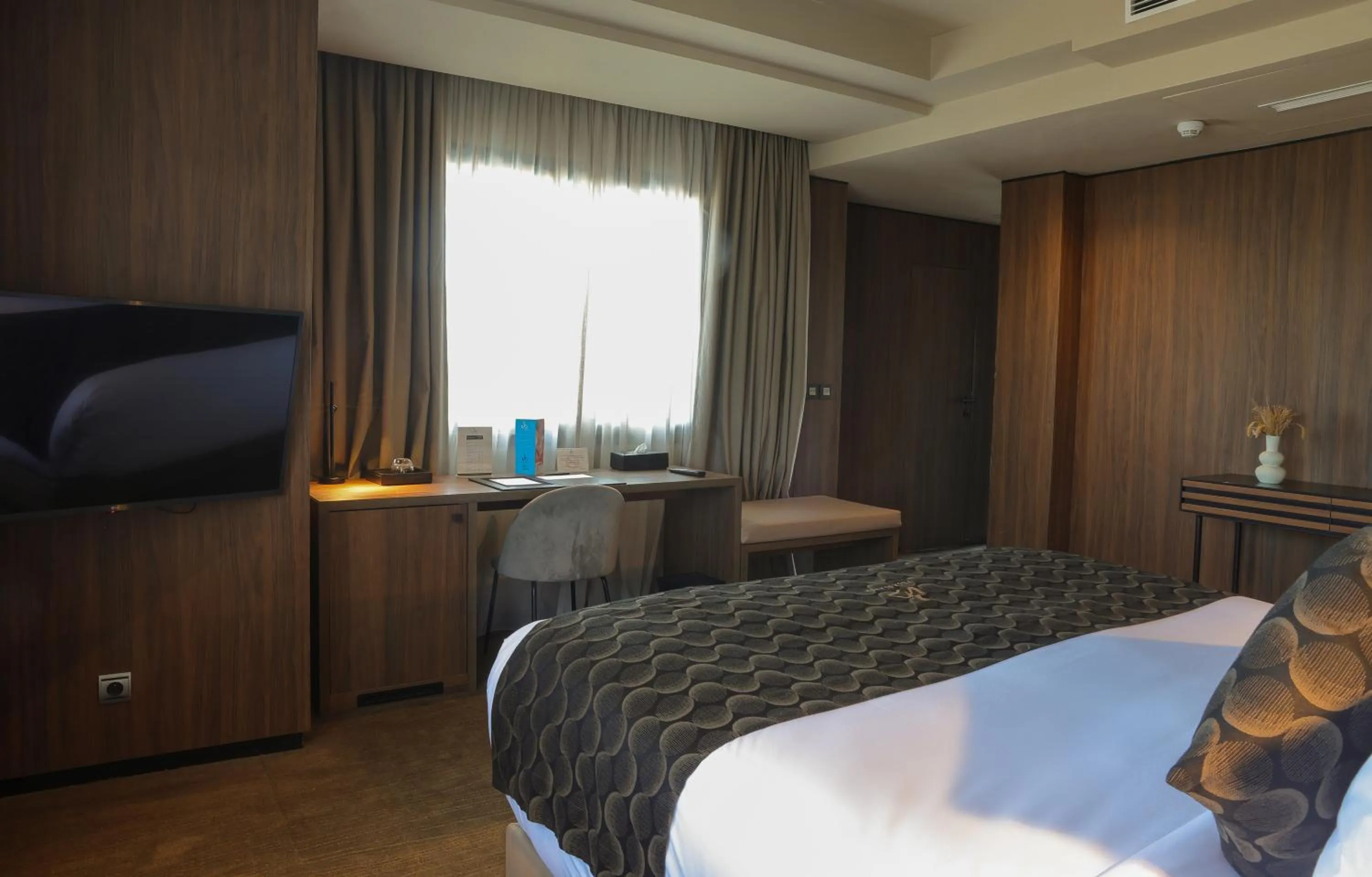 Bed in Villa Blanca Urban Hotel