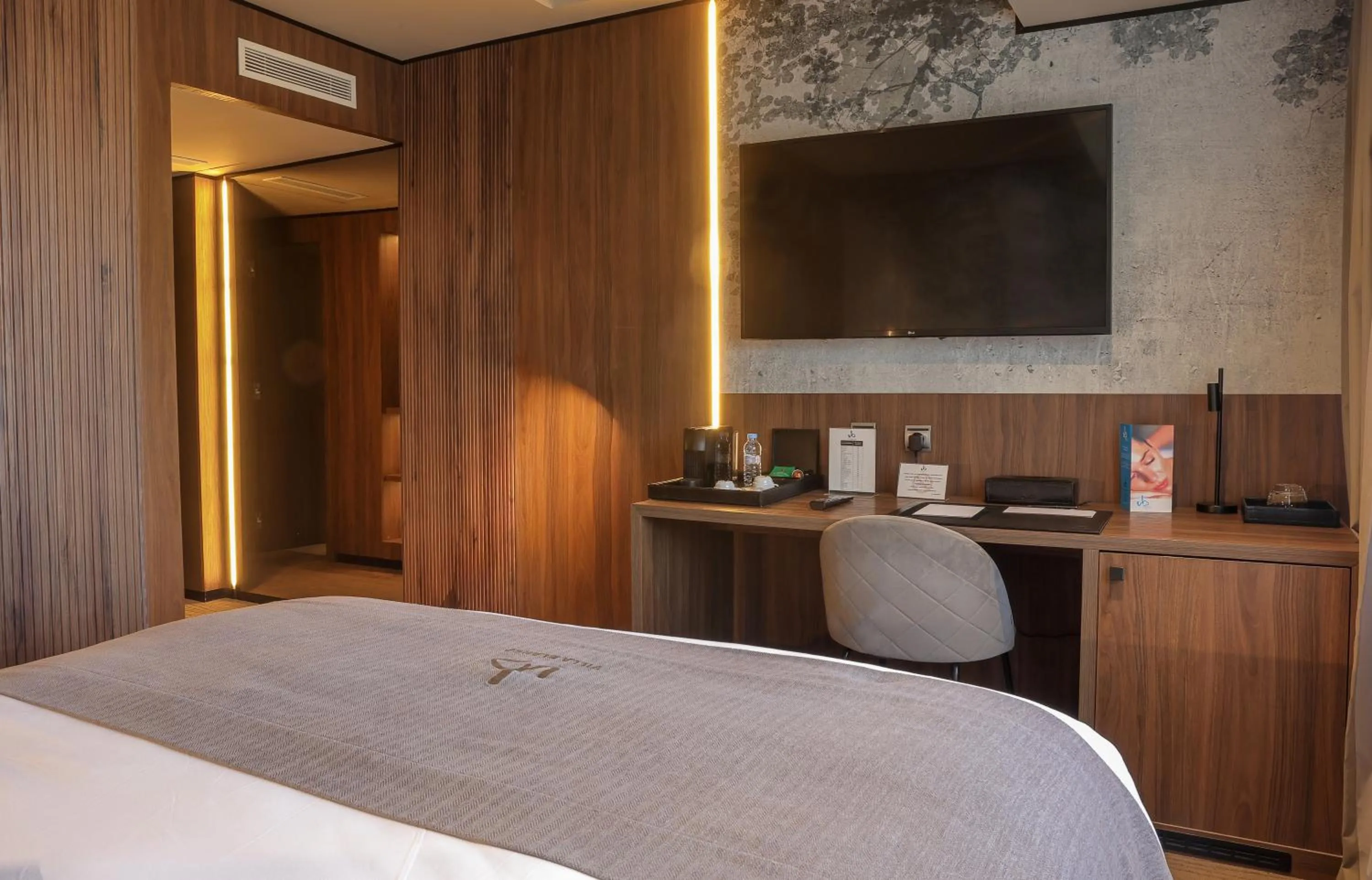 Bed in Villa Blanca Urban Hotel