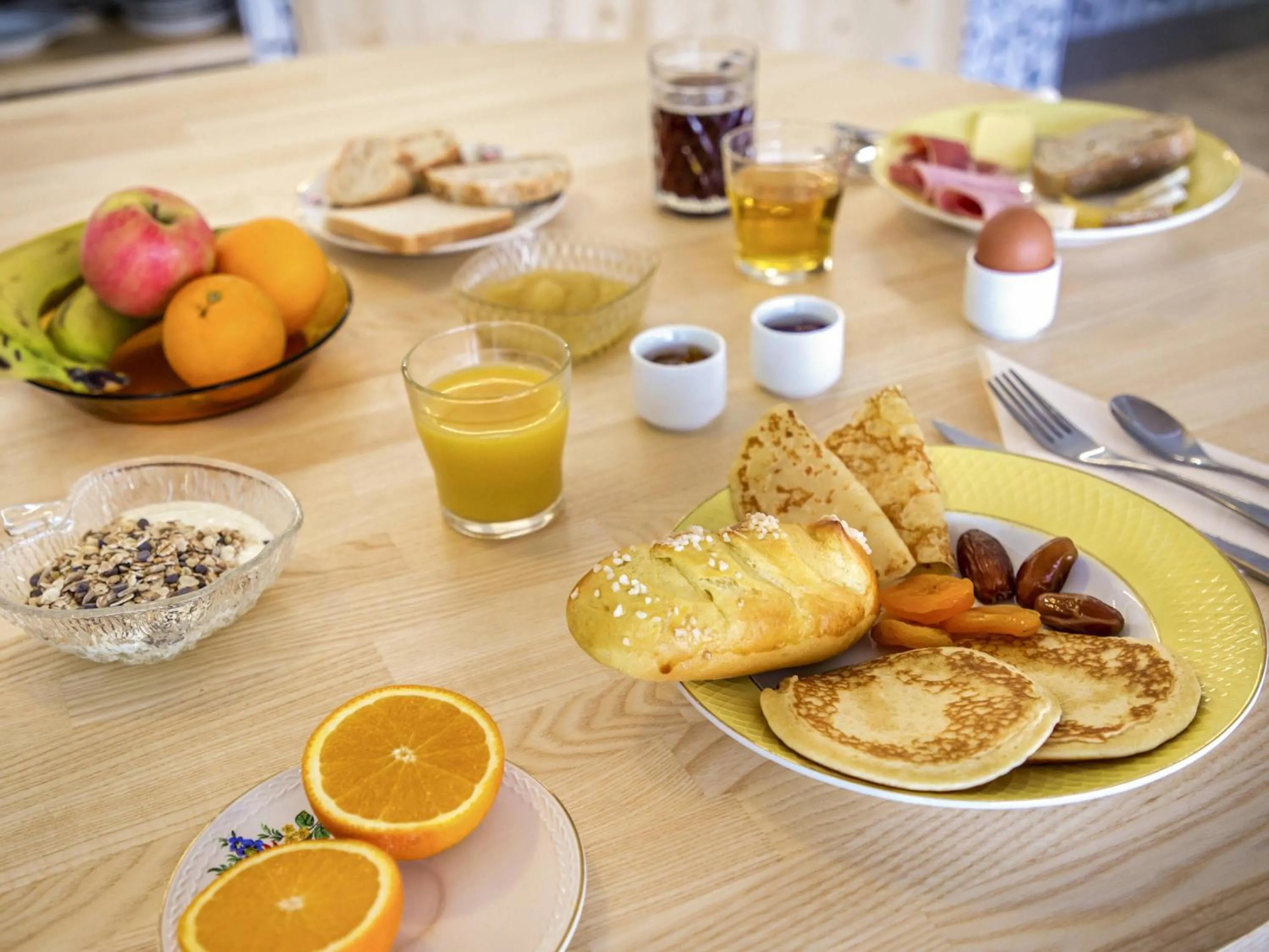 Breakfast in greet hotel Salon de Provence