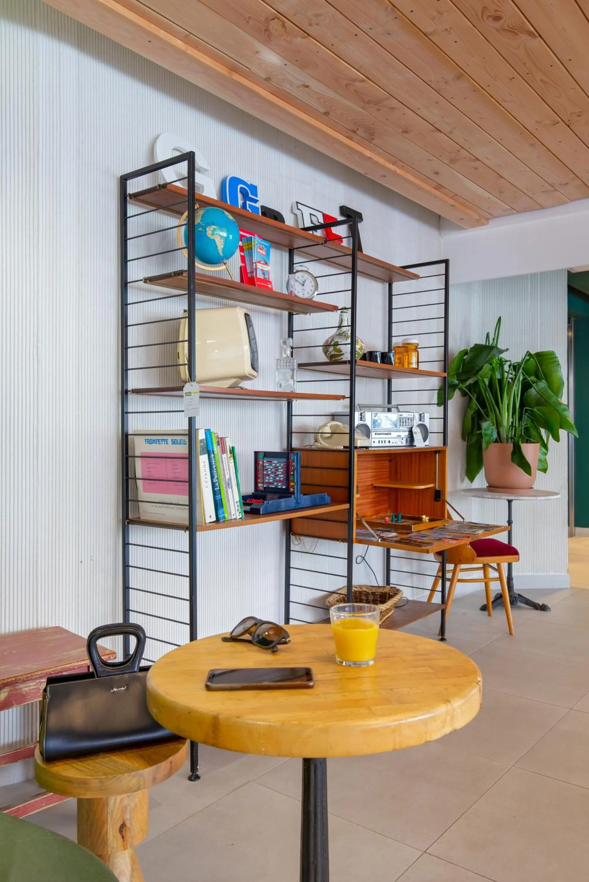 Living room in greet hotel Salon de Provence