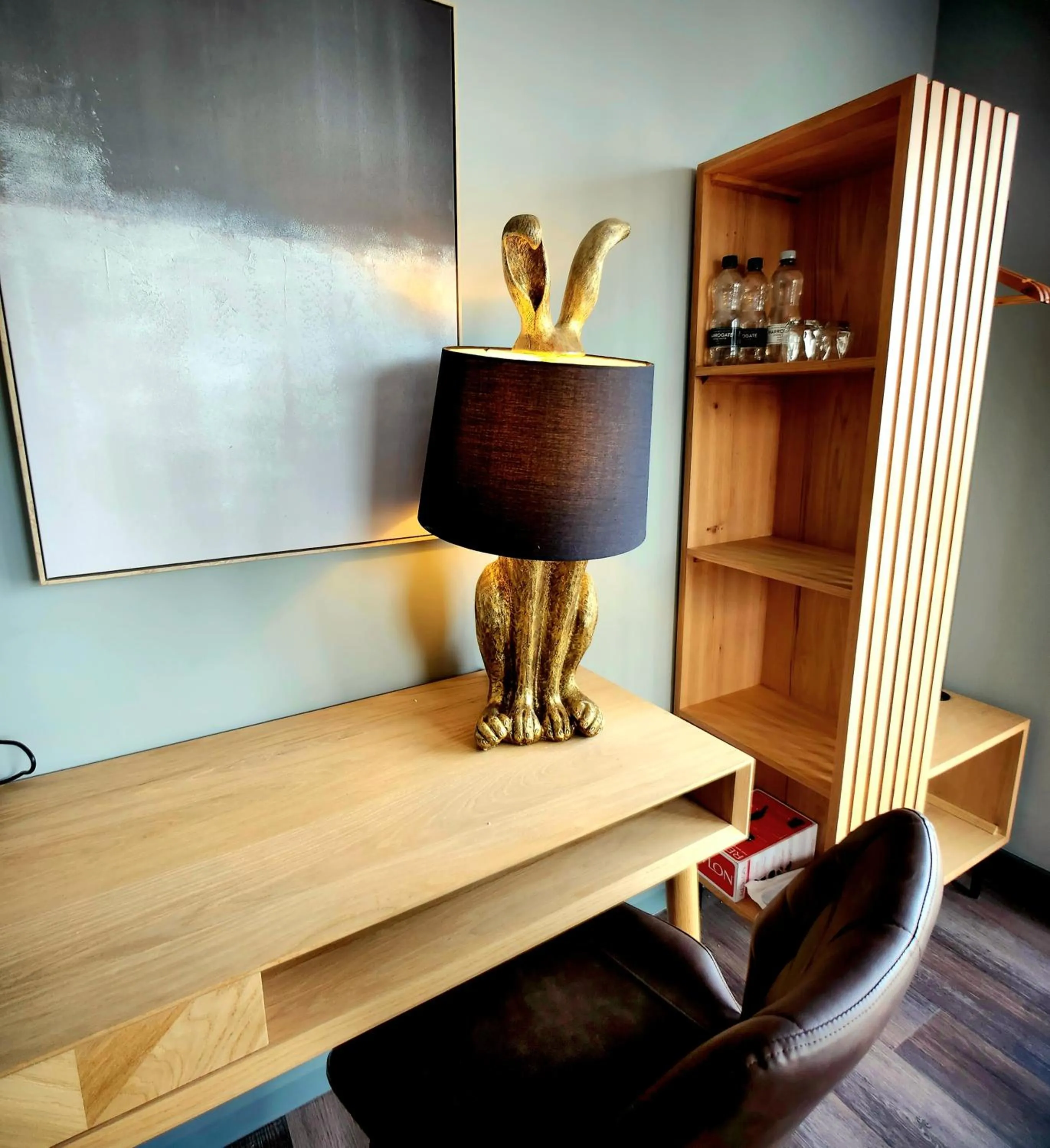 hair dresser in Pinnacle Suites Hotel