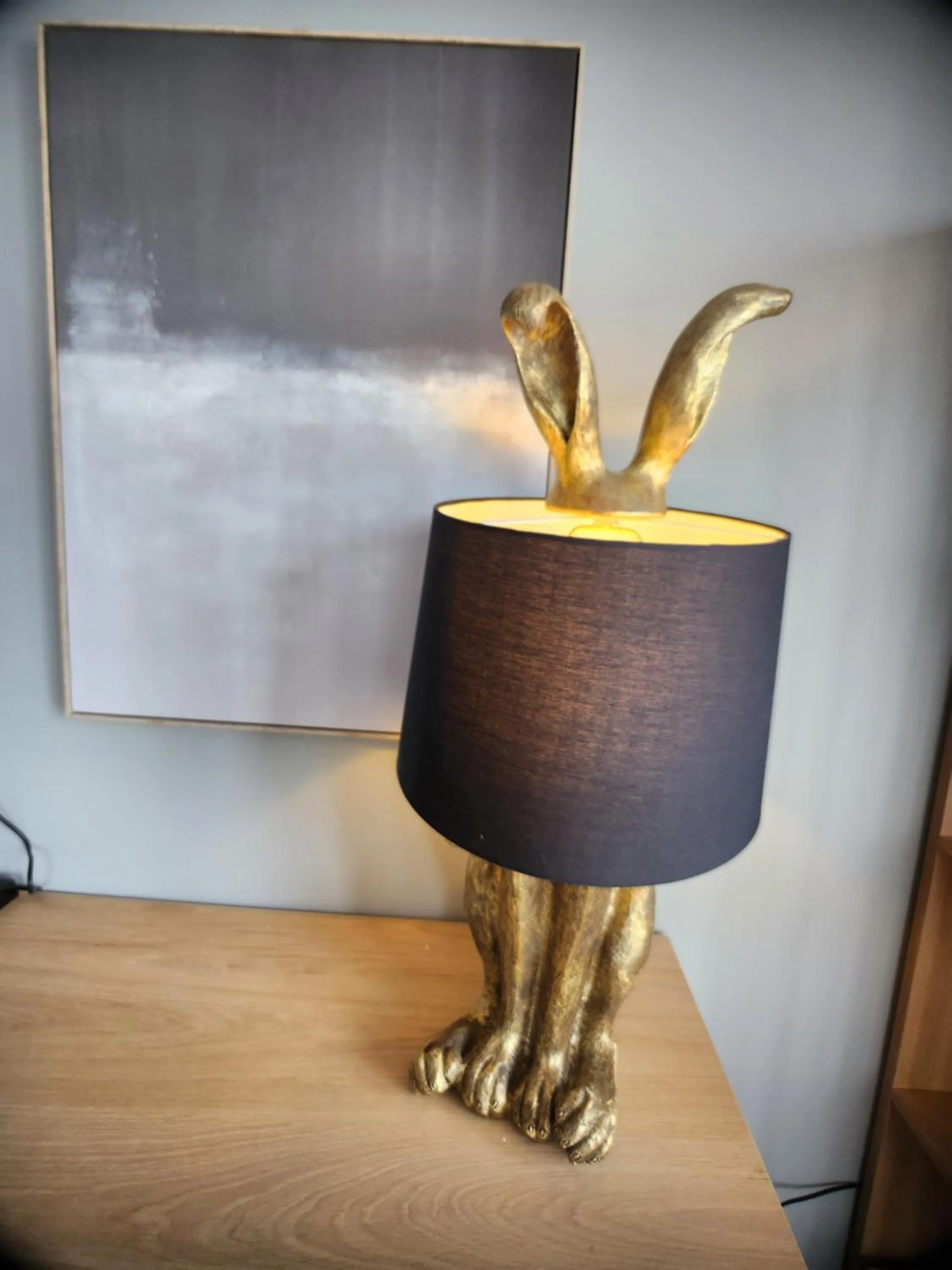 Decorative detail in Pinnacle Suites Hotel