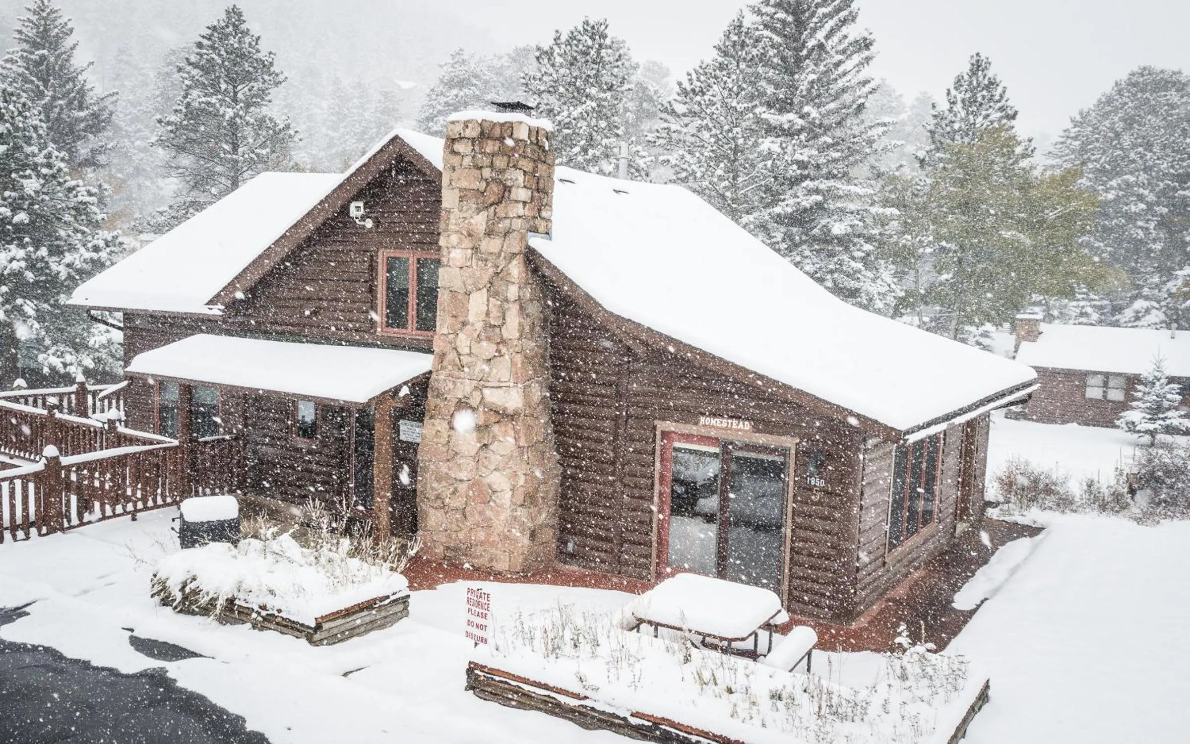 Property building in Castle Mountain Lodge