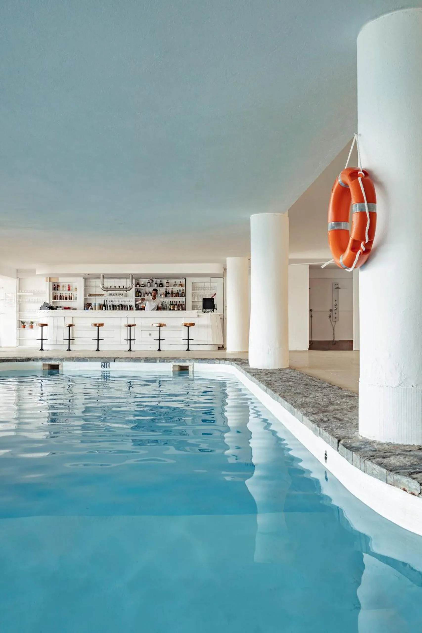 Swimming pool in Surplage Hôtel Cavalière