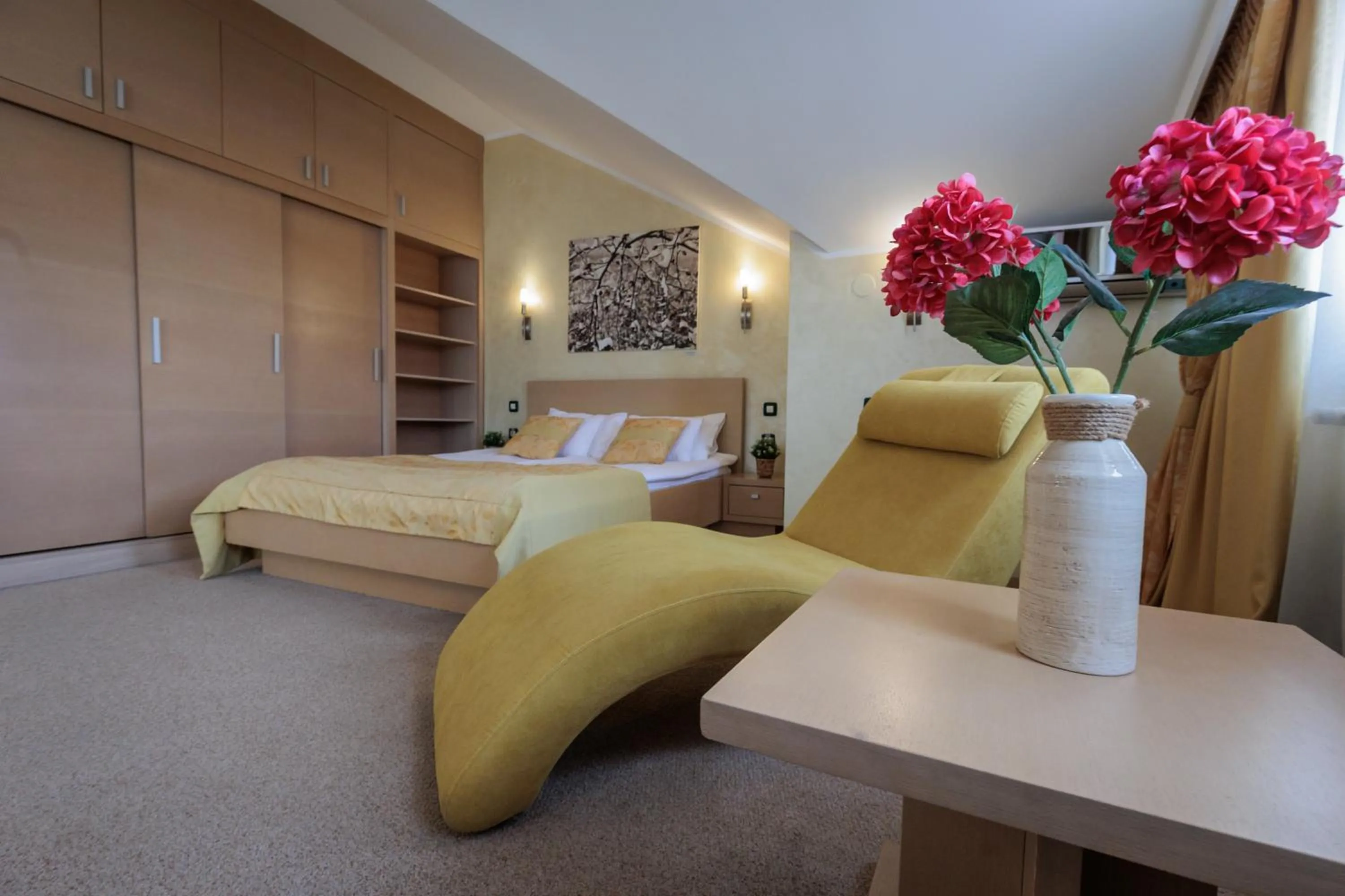 Seating area, Bed in Euro Garni Hotel