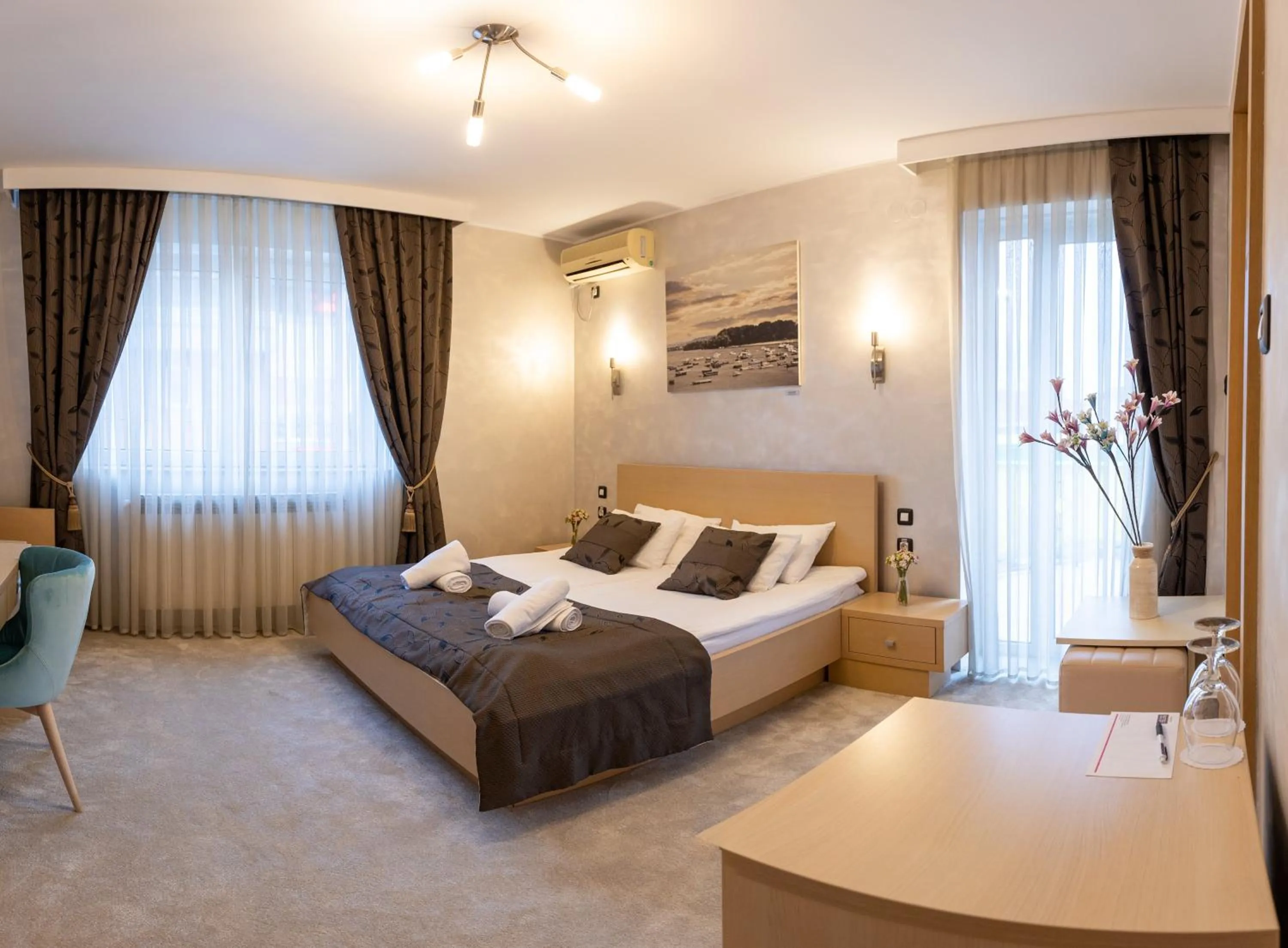 Photo of the whole room, Bed in Euro Garni Hotel