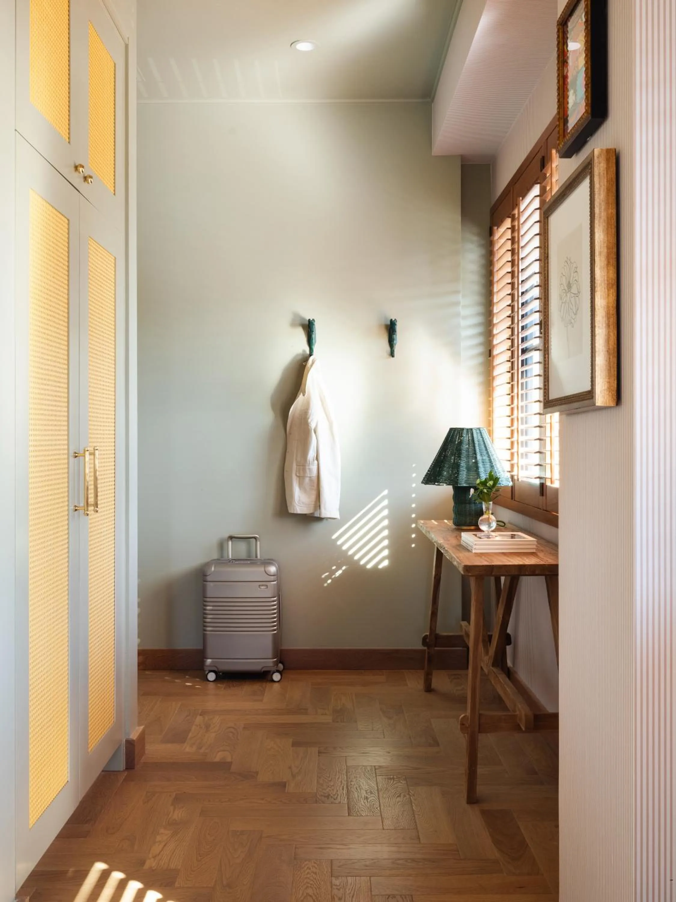 Bedroom, Bed in Palihouse Hyde Park Village